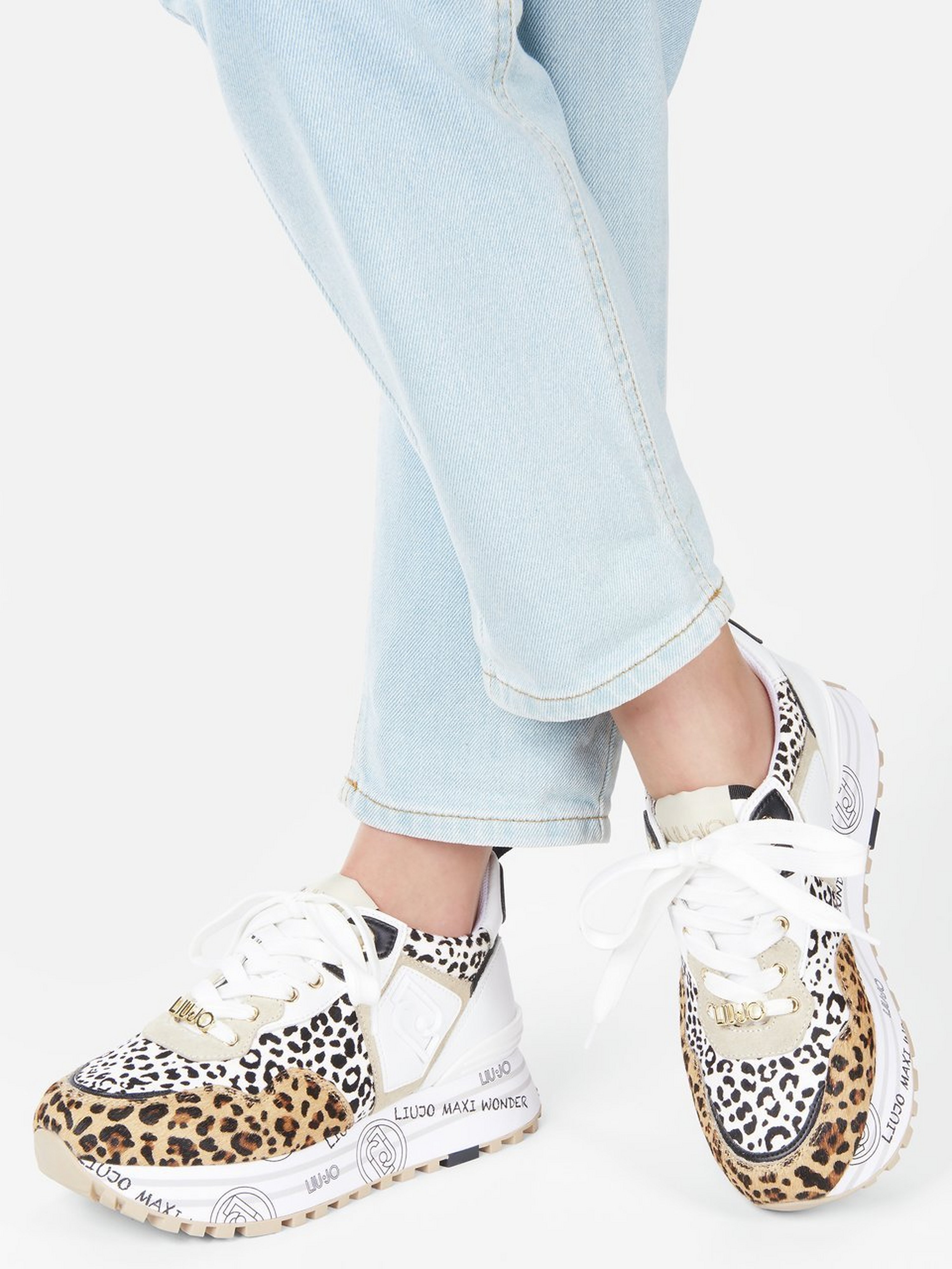 Sneaker