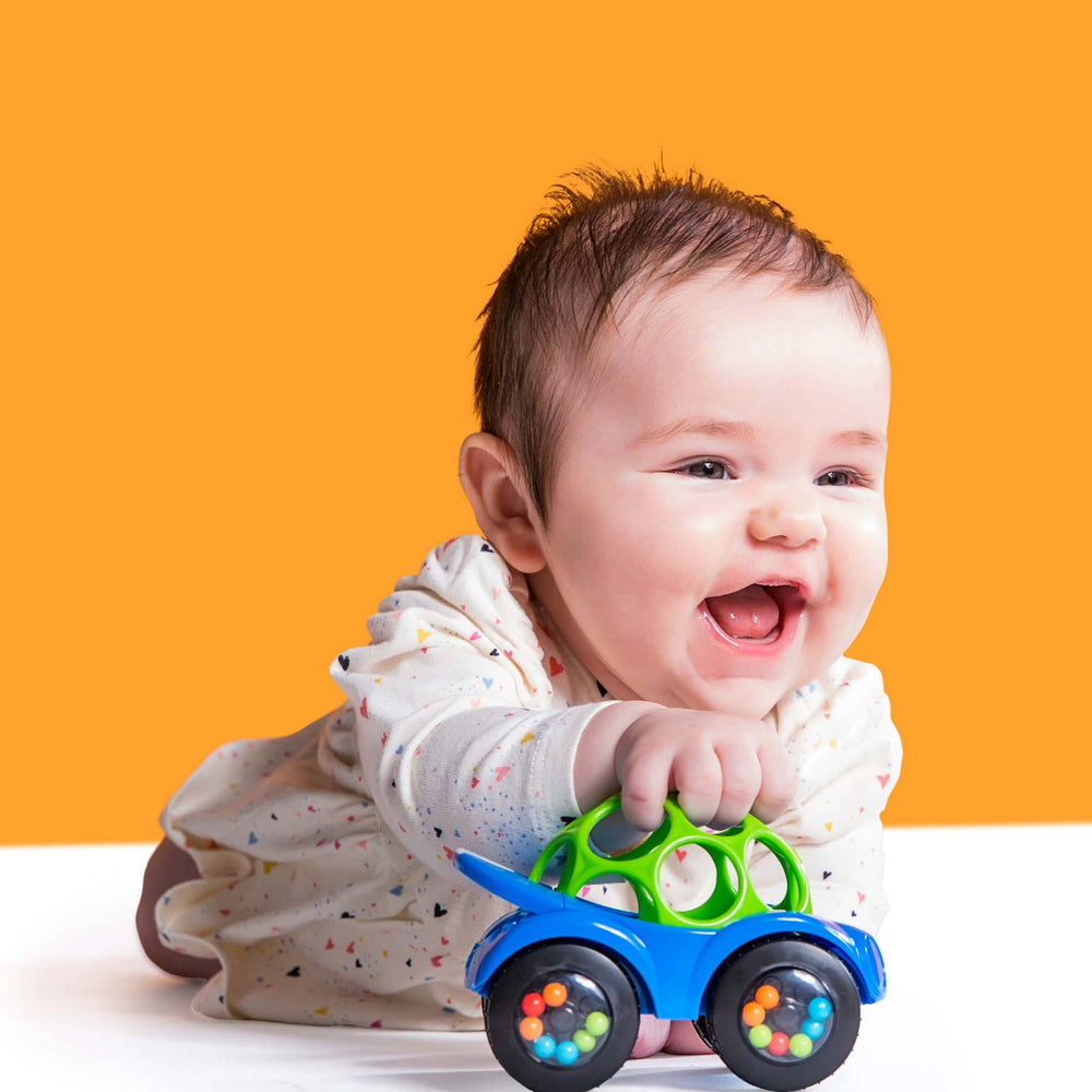 Køb Bright Starts Blue Legetøj Bil Rangle & Roll Buggie™