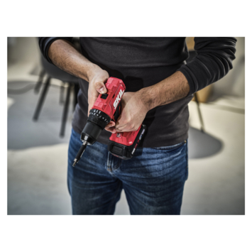 SKIL 20V accuklopboormachine 3021HB brushless (incl 2 accu's 2Ah   lader)