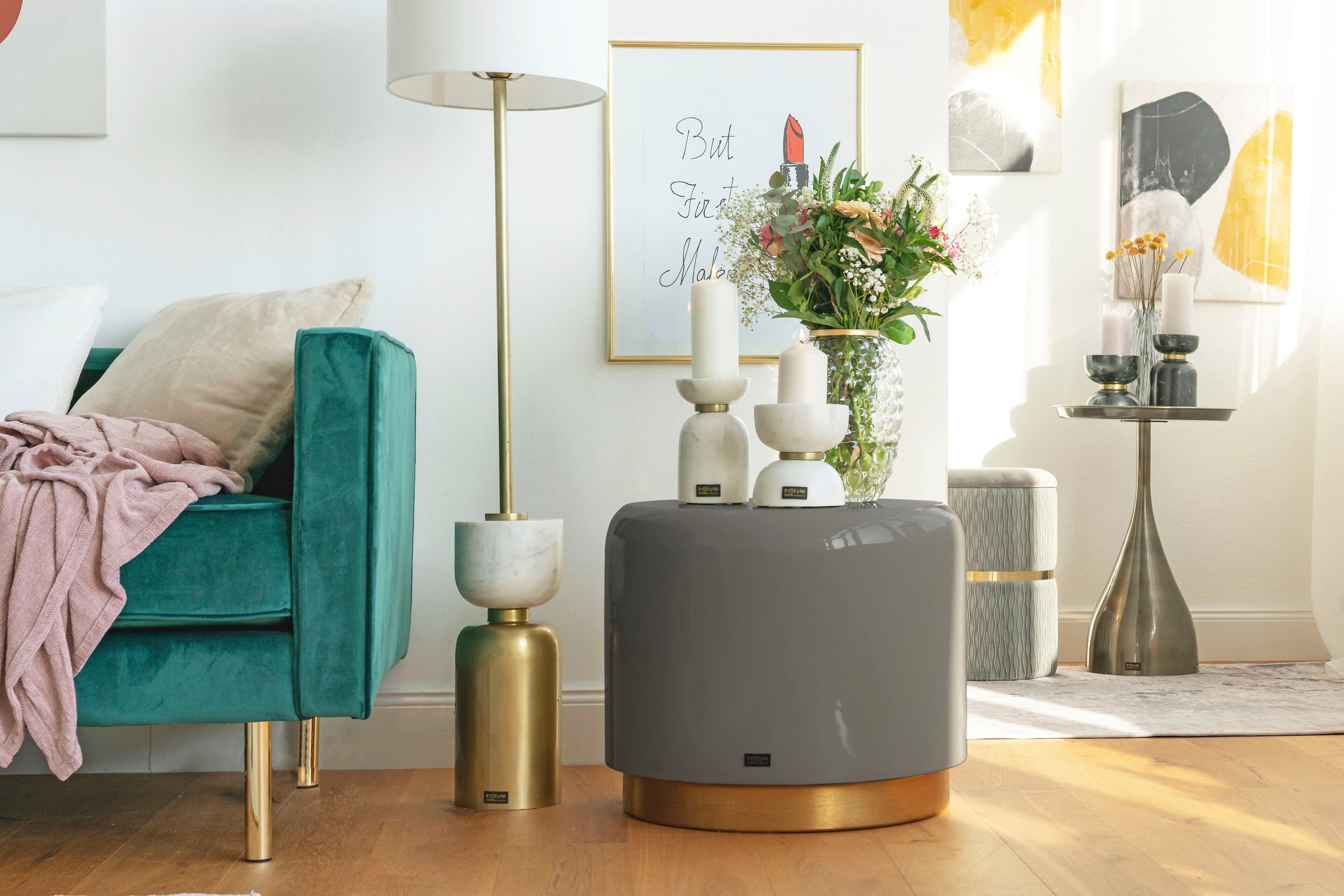 Kayoom Sitzhocker »Hocker Artisse, Edler Touch durch goldenen Sockel« 1 Stk. tlg. stilvoll, farbig lackiert, dekorativ, Moderner Look