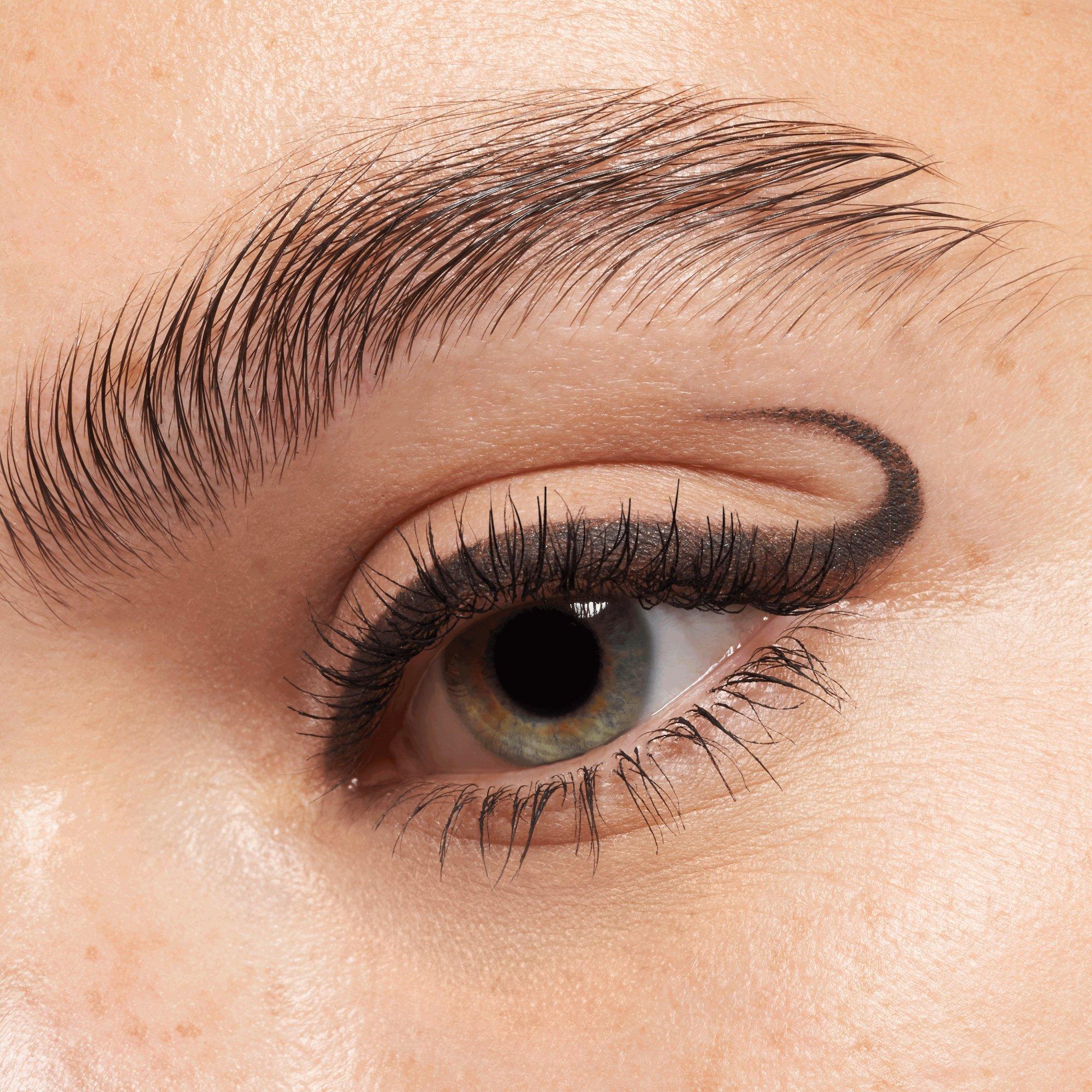 LONG-LASTING eye pencil