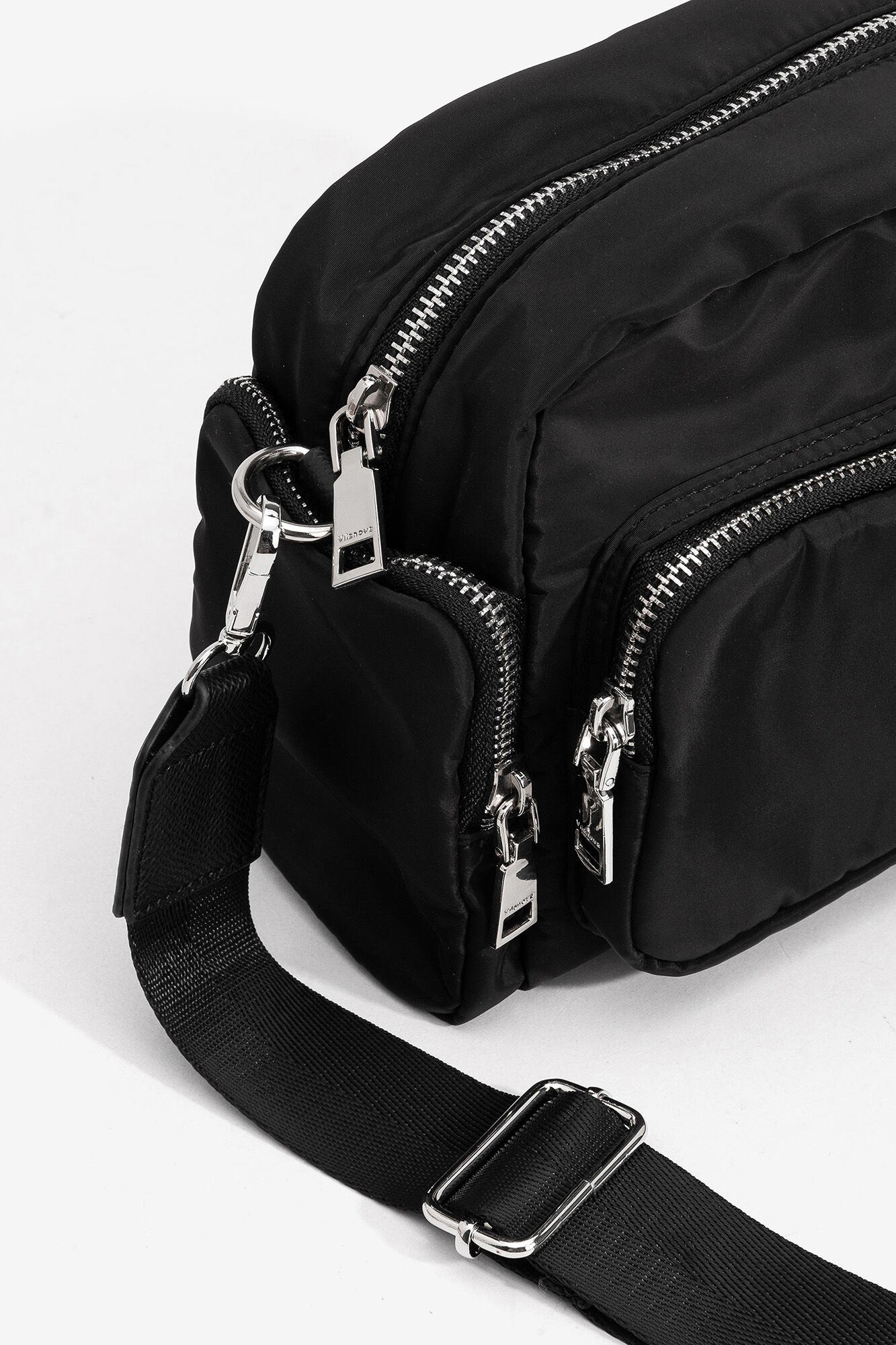 Bolsa bandolera de nylon - preto