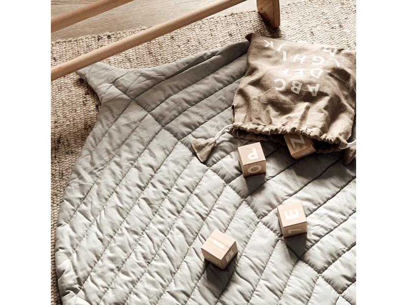 Toddlekind Krabbeldecke Leaf Mat Stone Blatt-Spielmatte aus Bio-Baumwolle