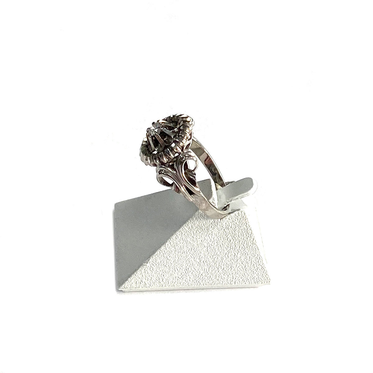 Bague d'occasion or 750 blanc diamant