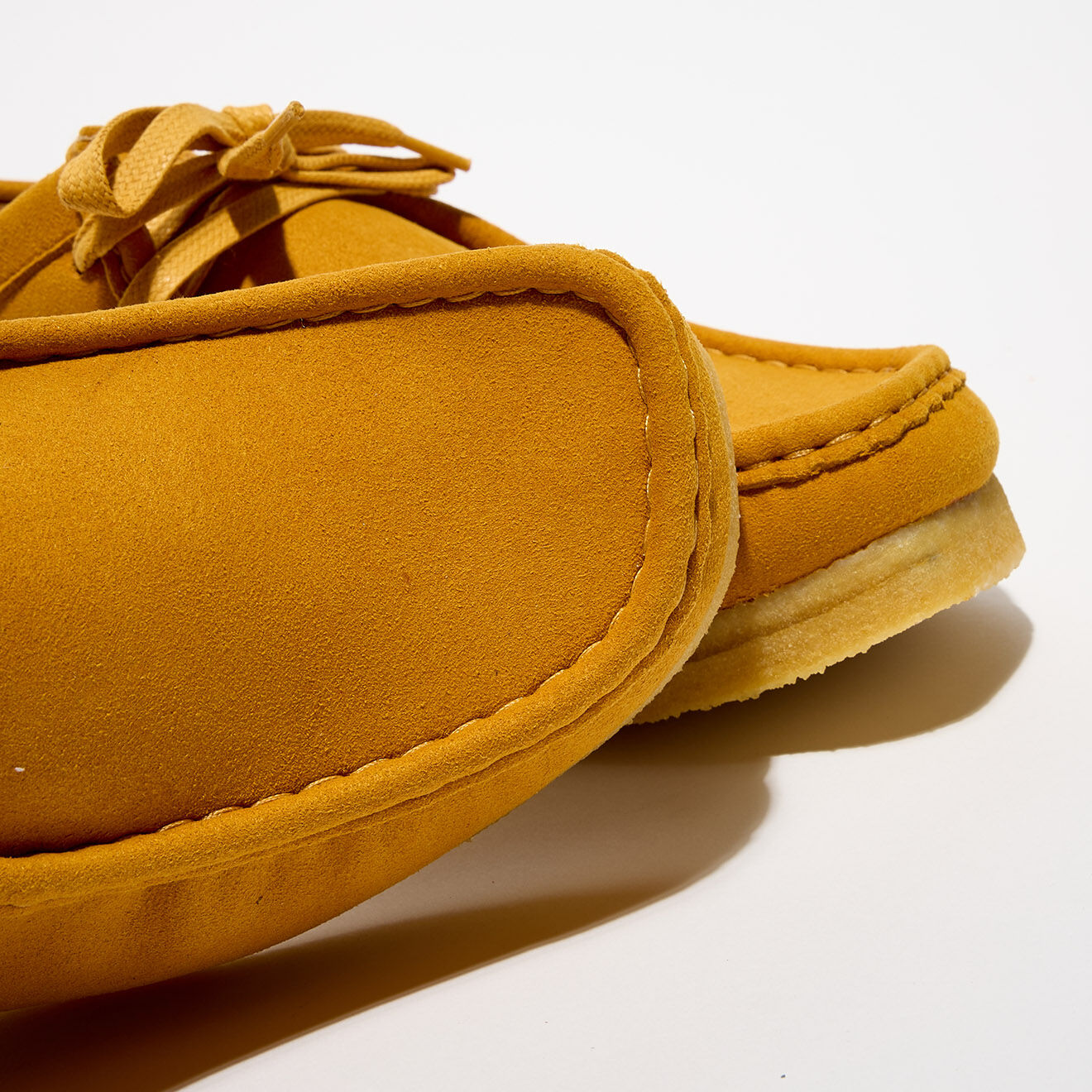 Clarks Originals Derbies en Velours de Cuir Wallabee jaune moutarde