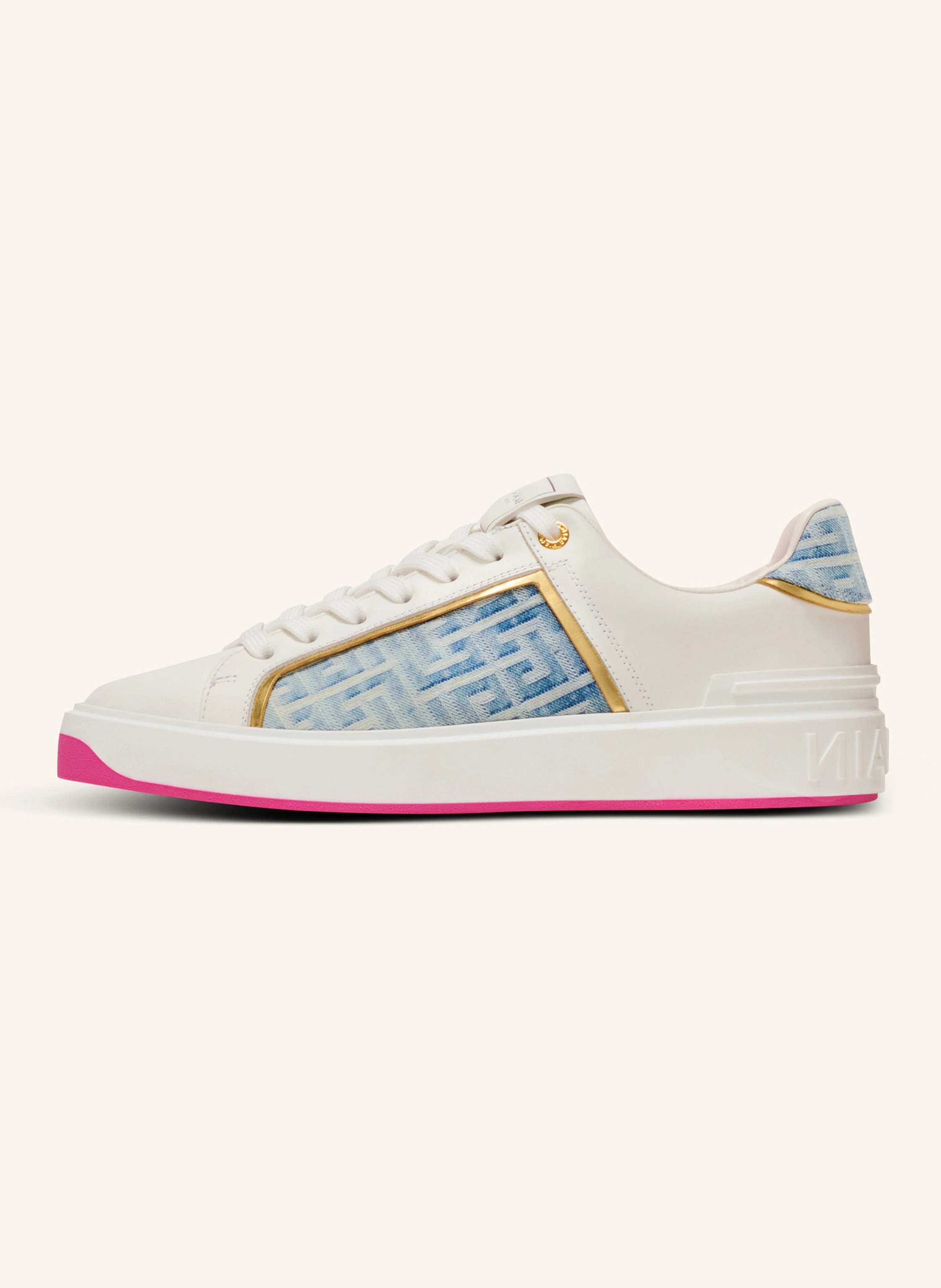 BALMAIN Sneakers B-Court aus Leder und Denim