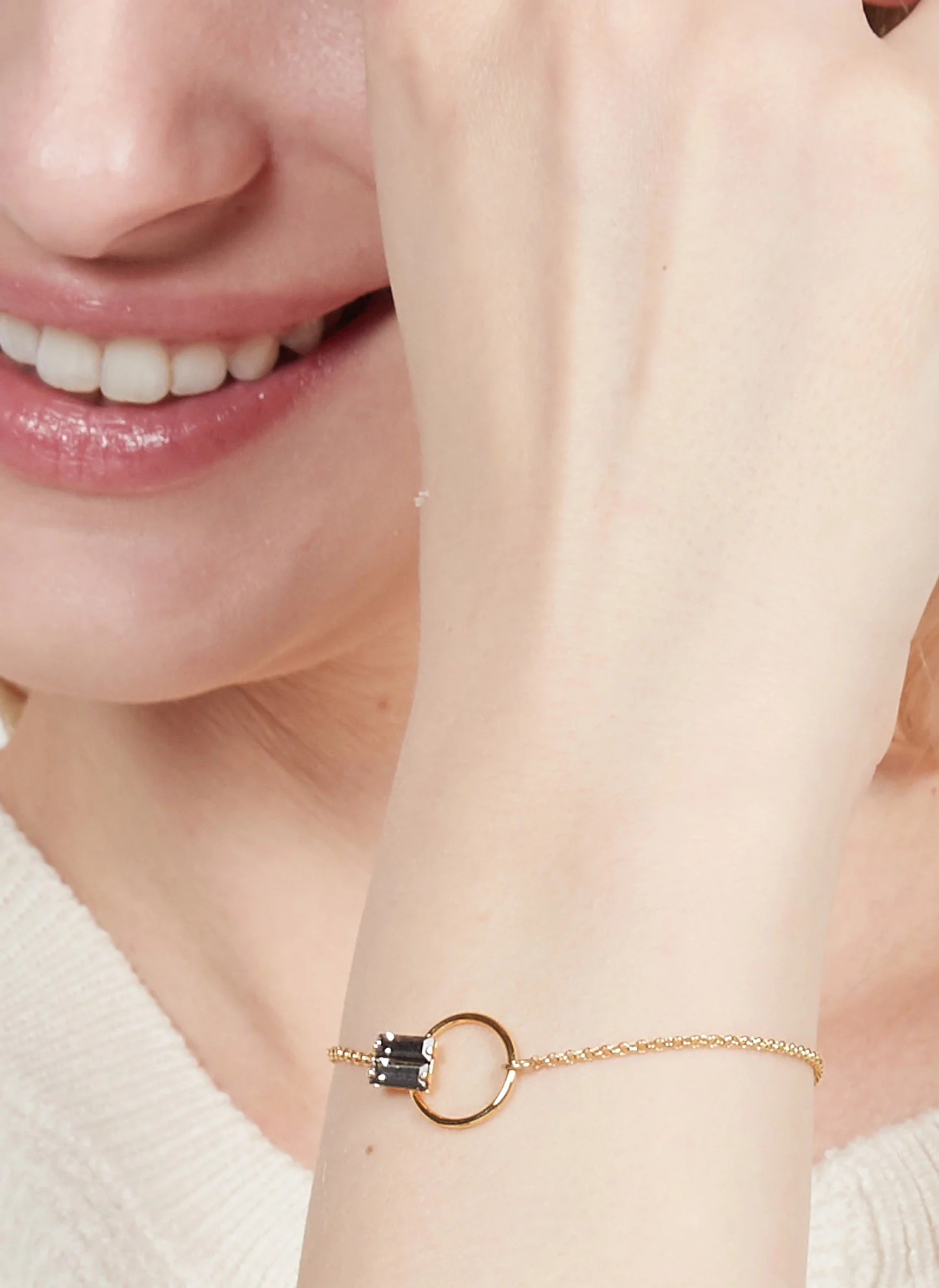 ZAZIE - Bracelet en laiton doré | Gris