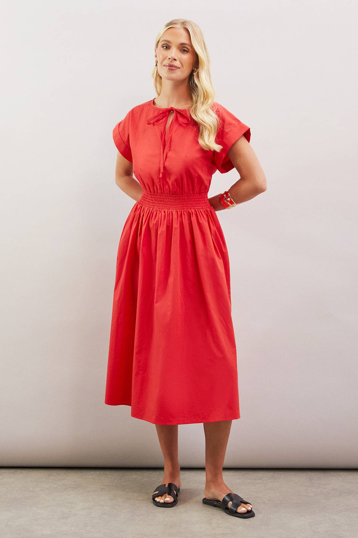Wallis Robe Midi Petite À Taille Froncée
