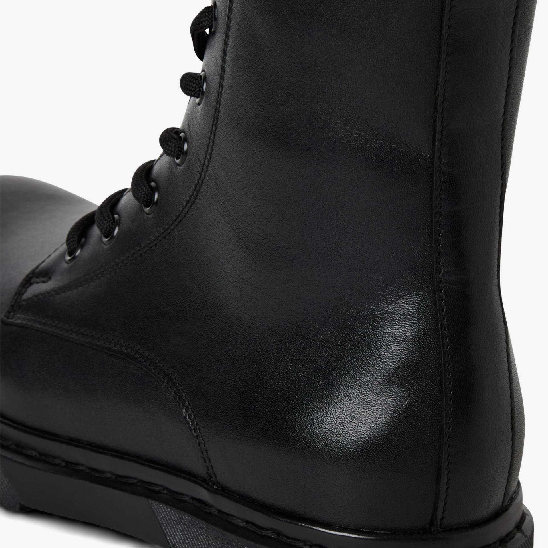 Tamaris Damen Schnürstiefeletten schwarz