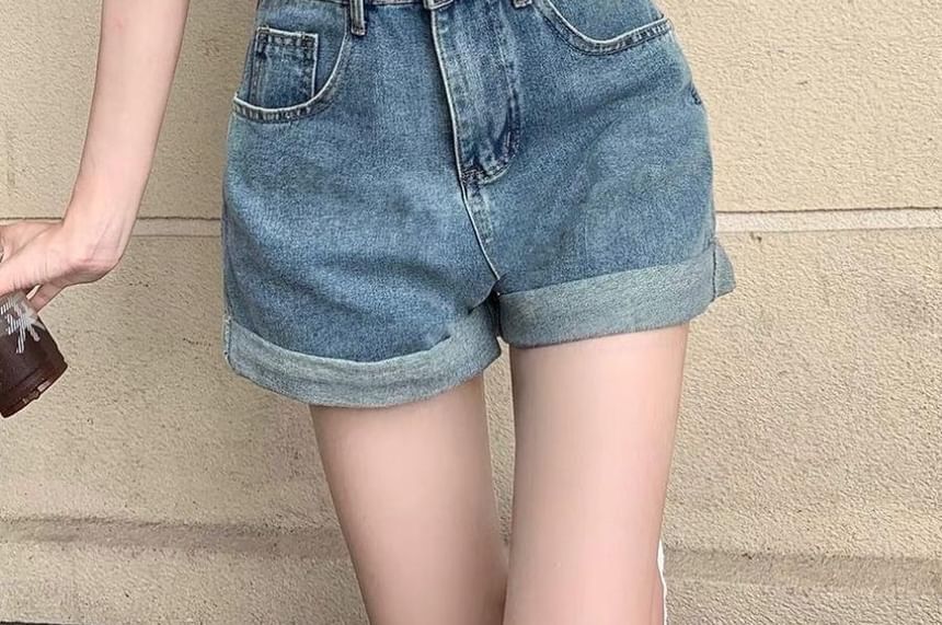 Kloitrinm - Gewassen denim korte broek met wijde pijpen en halve knopen