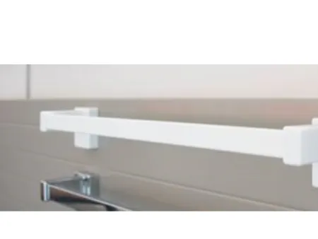 Thermrad magnetisk håndklædestang 550mm hvid RAL 9016. Bæreevne 9kg. Velegnet til radiatorer med flad frontplade