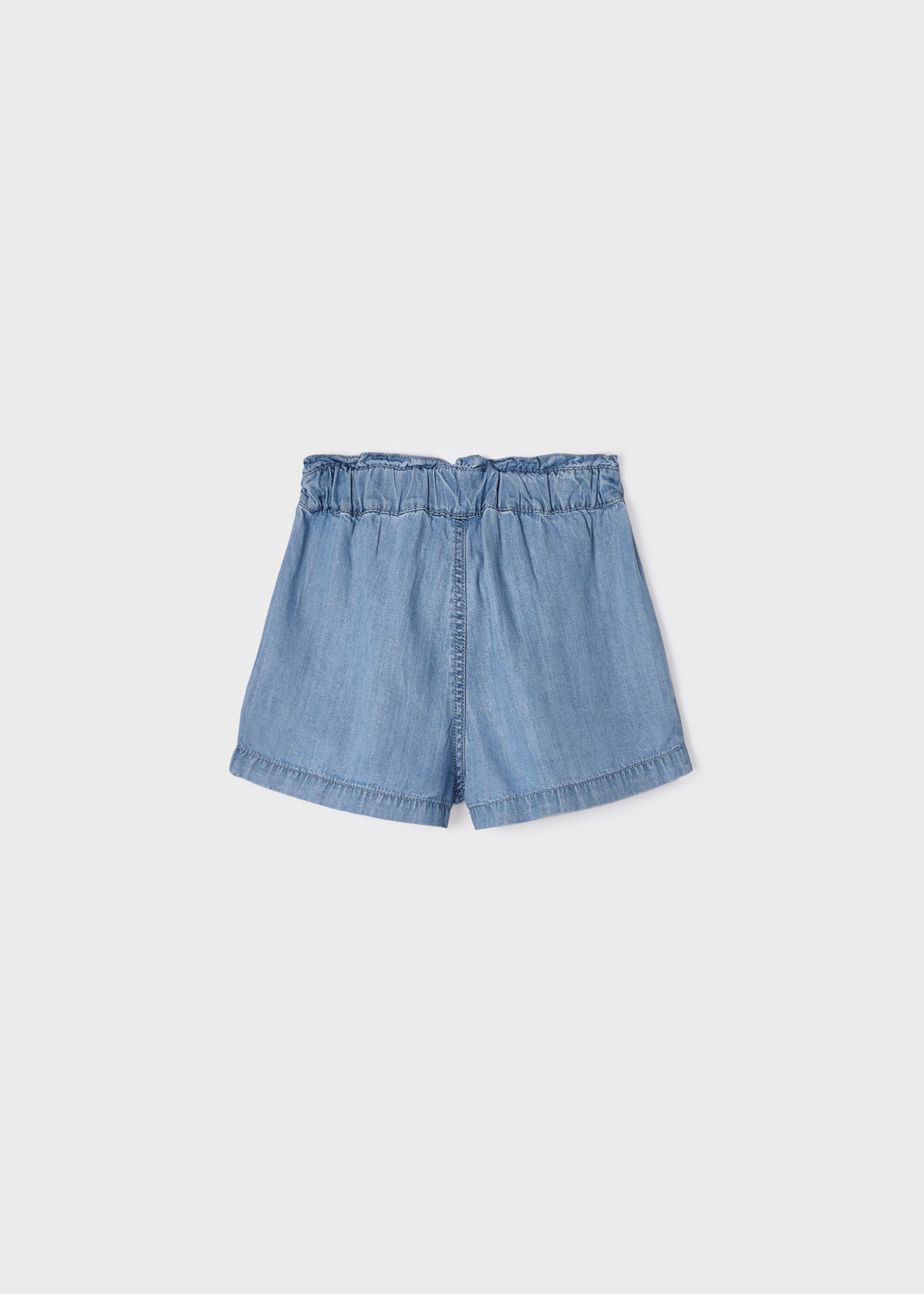 Shorts fluidos para meninas com amarração, confeccionados em TENCEL™ Lyocell.