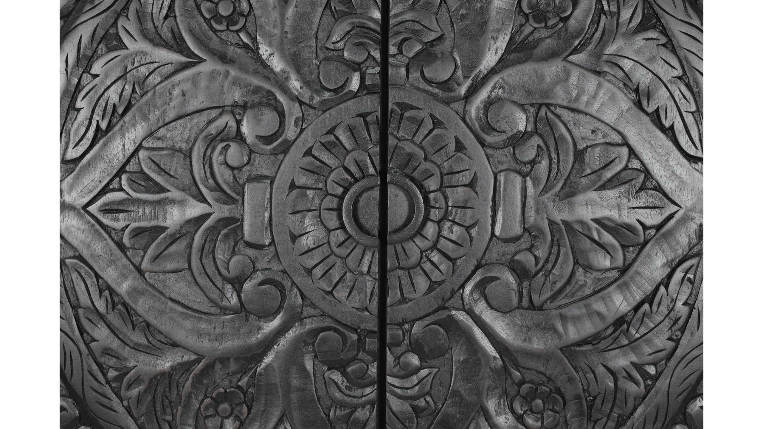 Bergkast Carving B110 x D45 x H190 cm