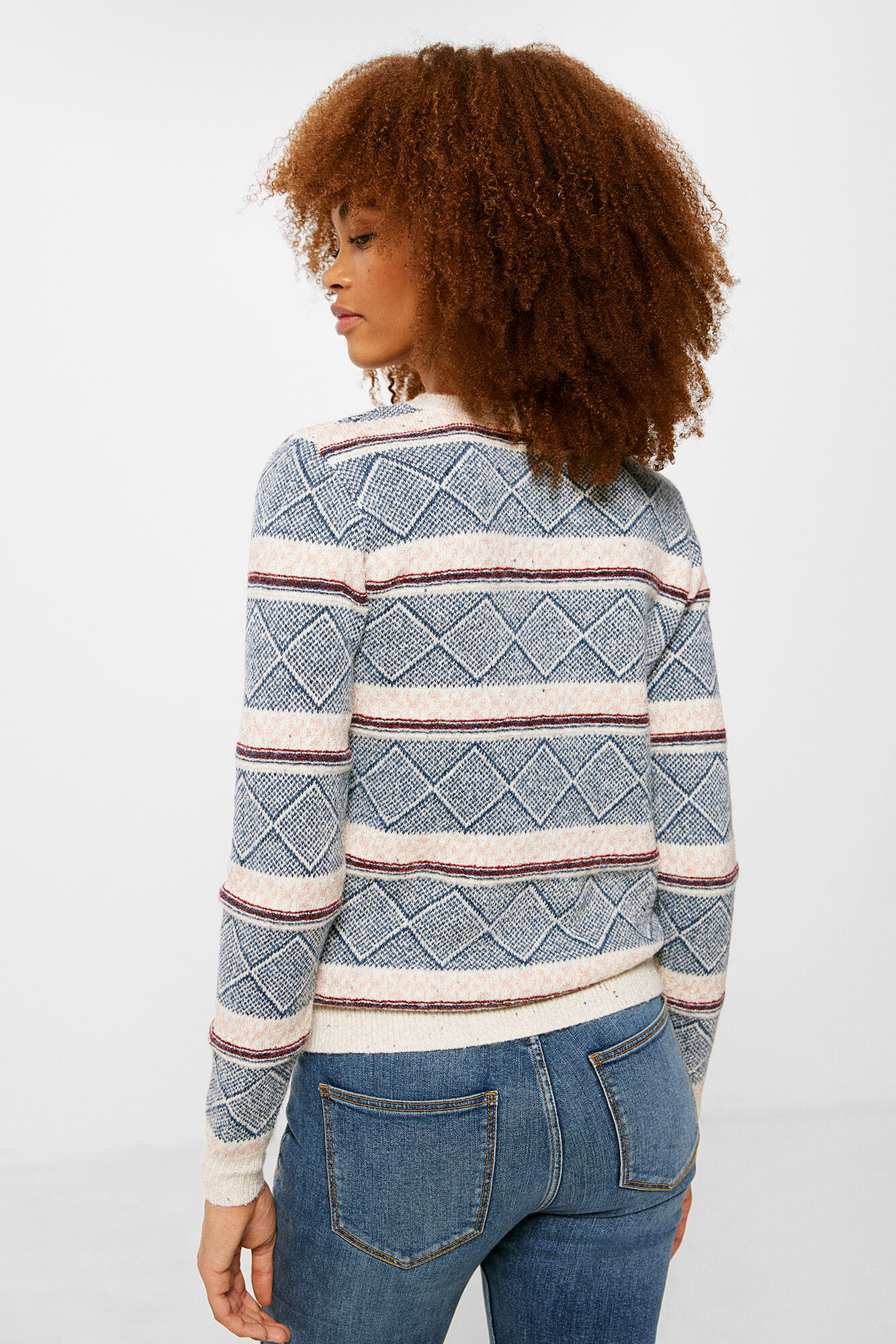 Bordas em jacquard de malha com lantejoulas