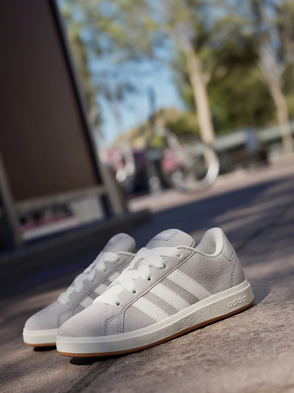 Adidas Grand Court 00s