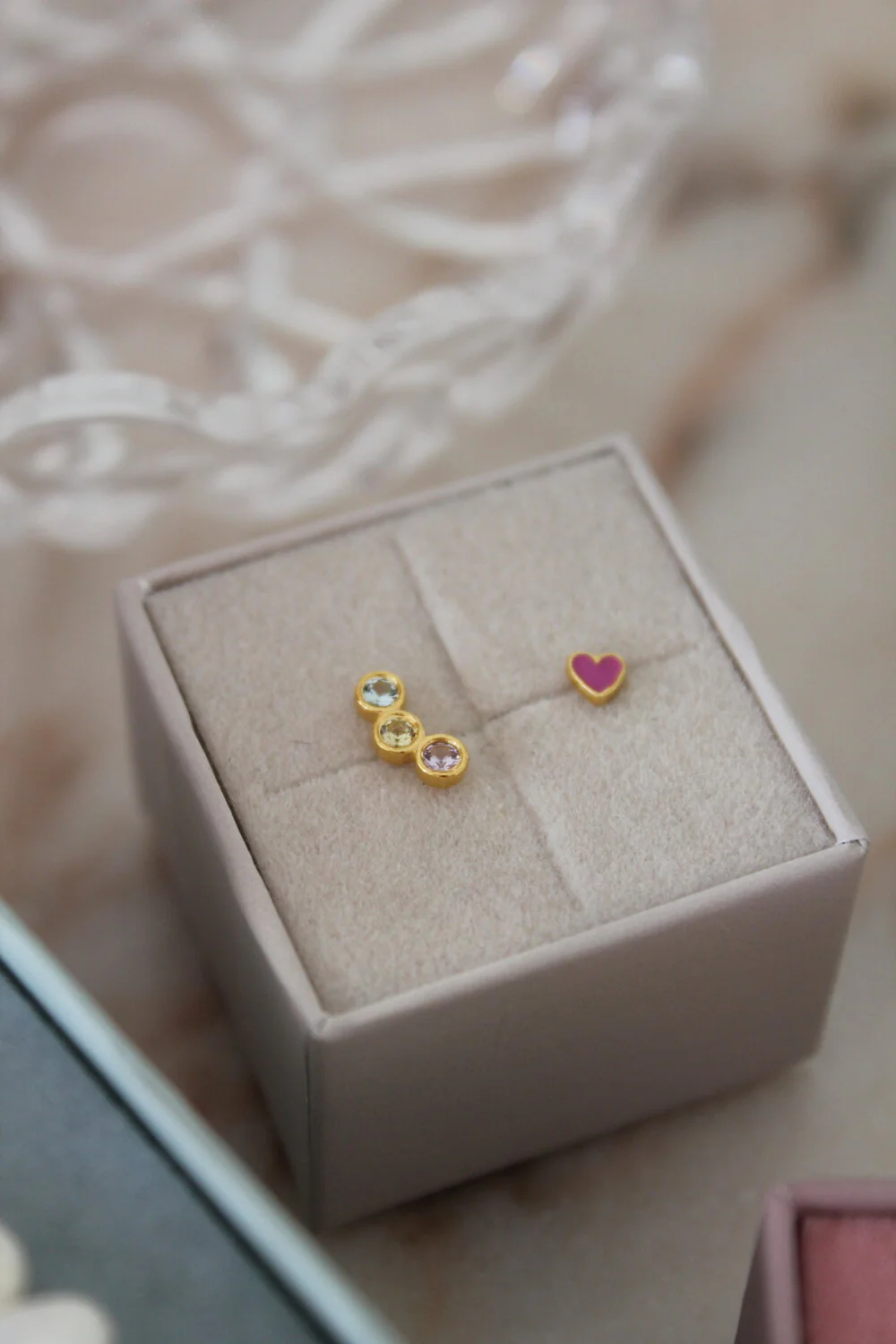 STINE A Jewelry  PlanBørnefonden candy Love Box - forgyldt