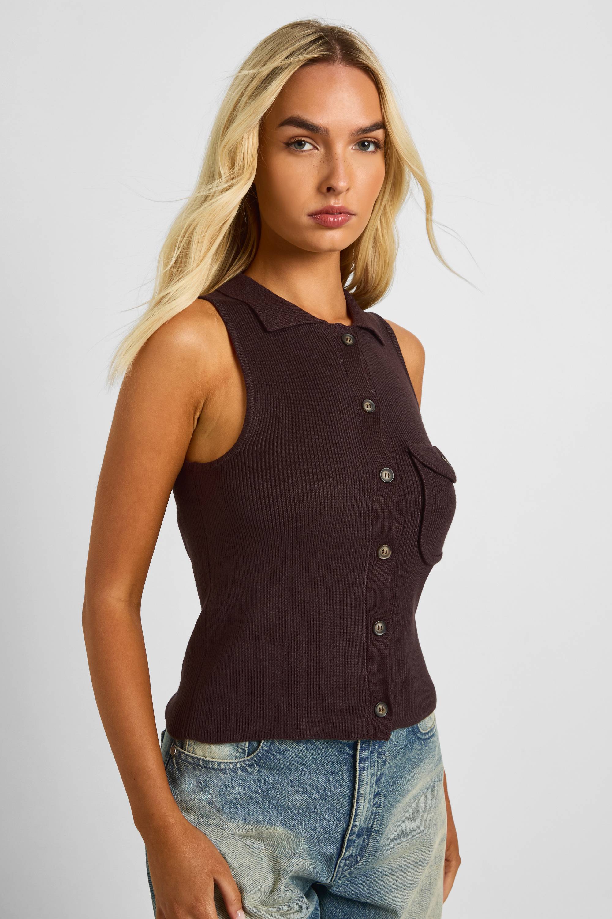 boohoo Gilet tricoté premium à côtes épaisses et détails de poche