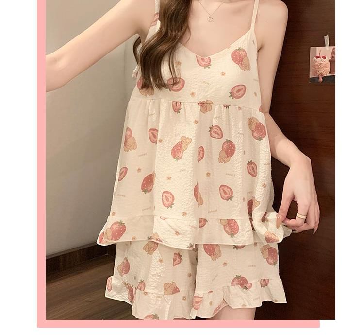 Dazzli - Pyjamaset: Top met gebloemde ruches en camisole + shorts