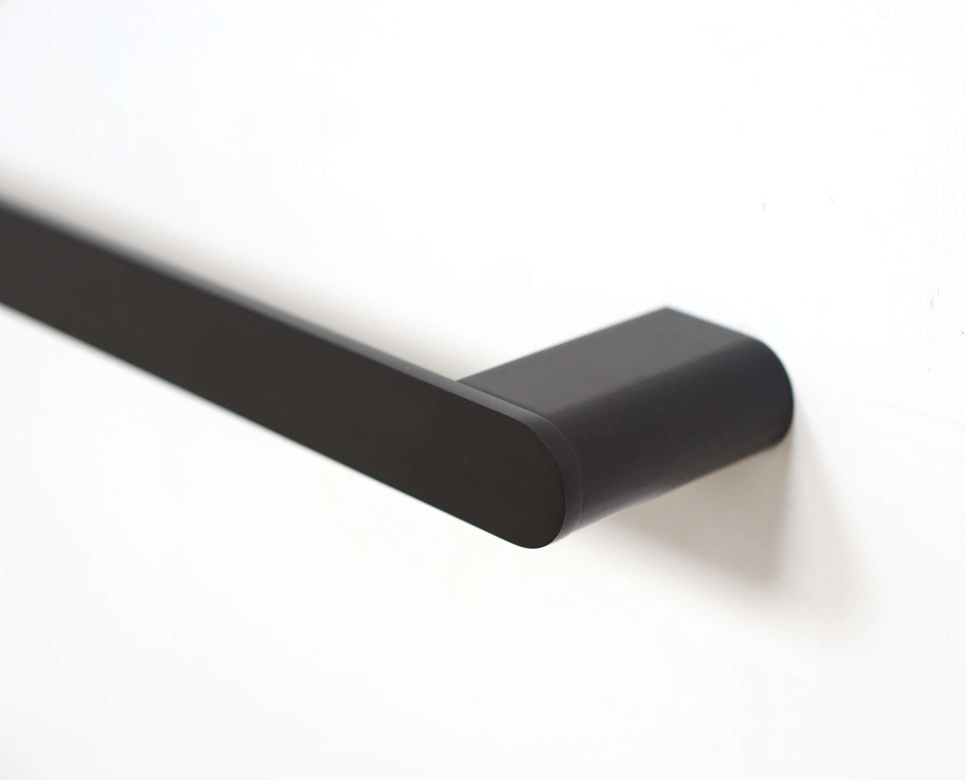 YIRMI 25cm | Zwart