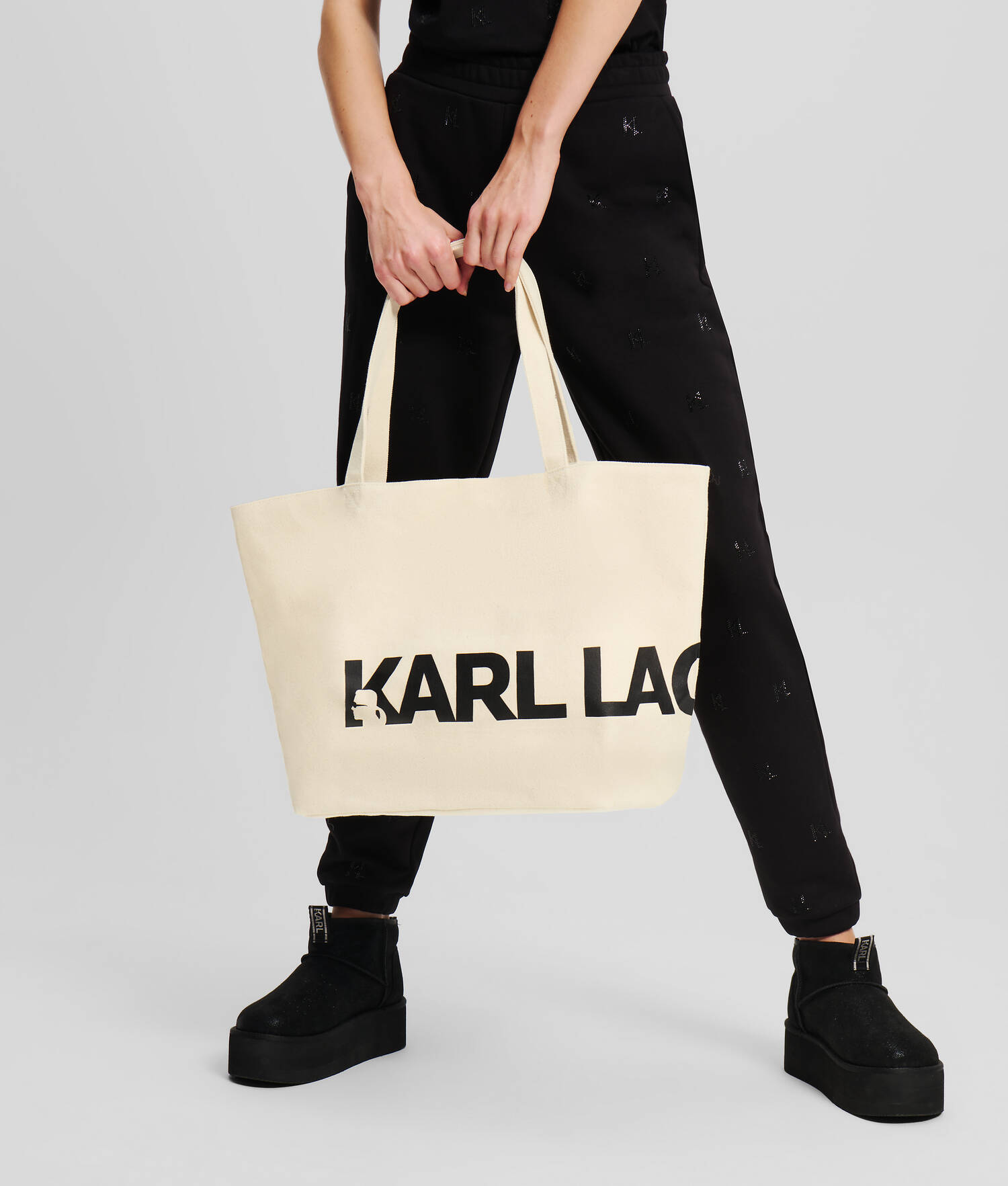 CABAS AVEC LOGO K/ESSENTIAL OVERSIZE