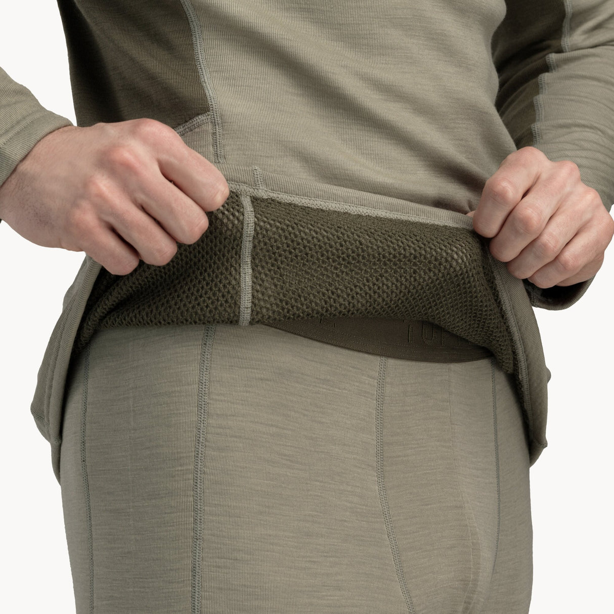 Tufte Wear<br>M Polar Half Zip