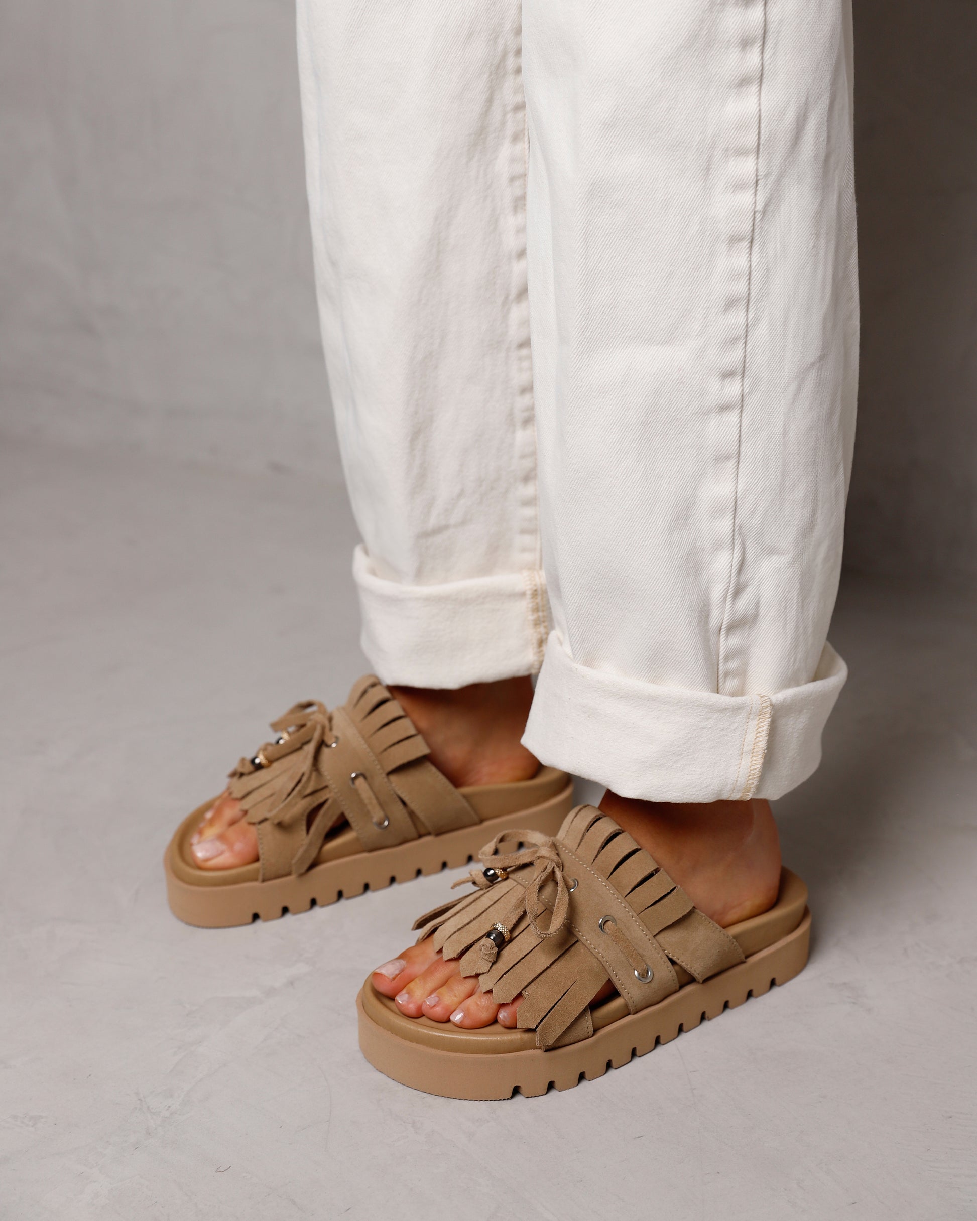 VIA VAI beige slippers Rae Laila