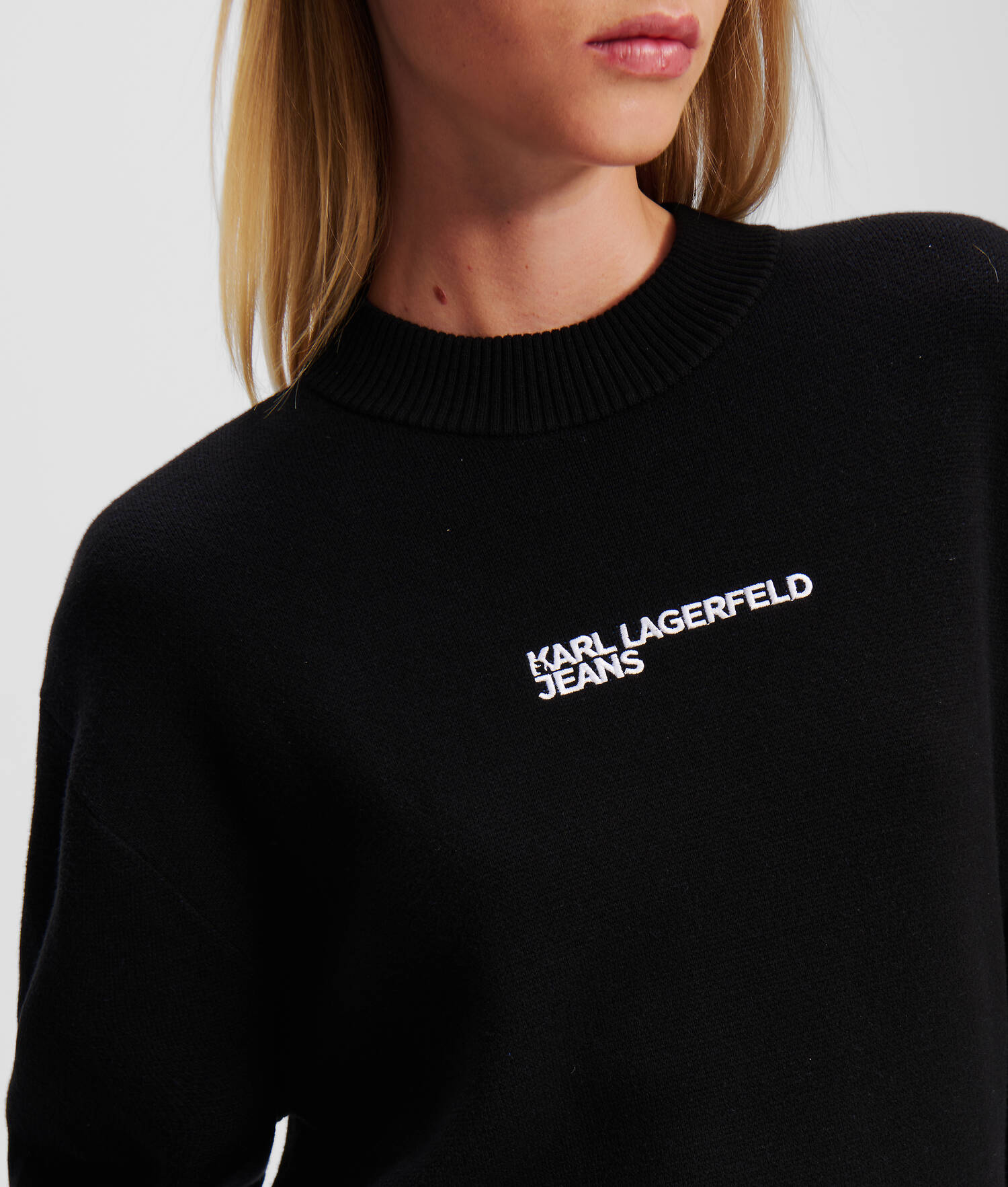 SWEAT AVEC LOGO KLJ