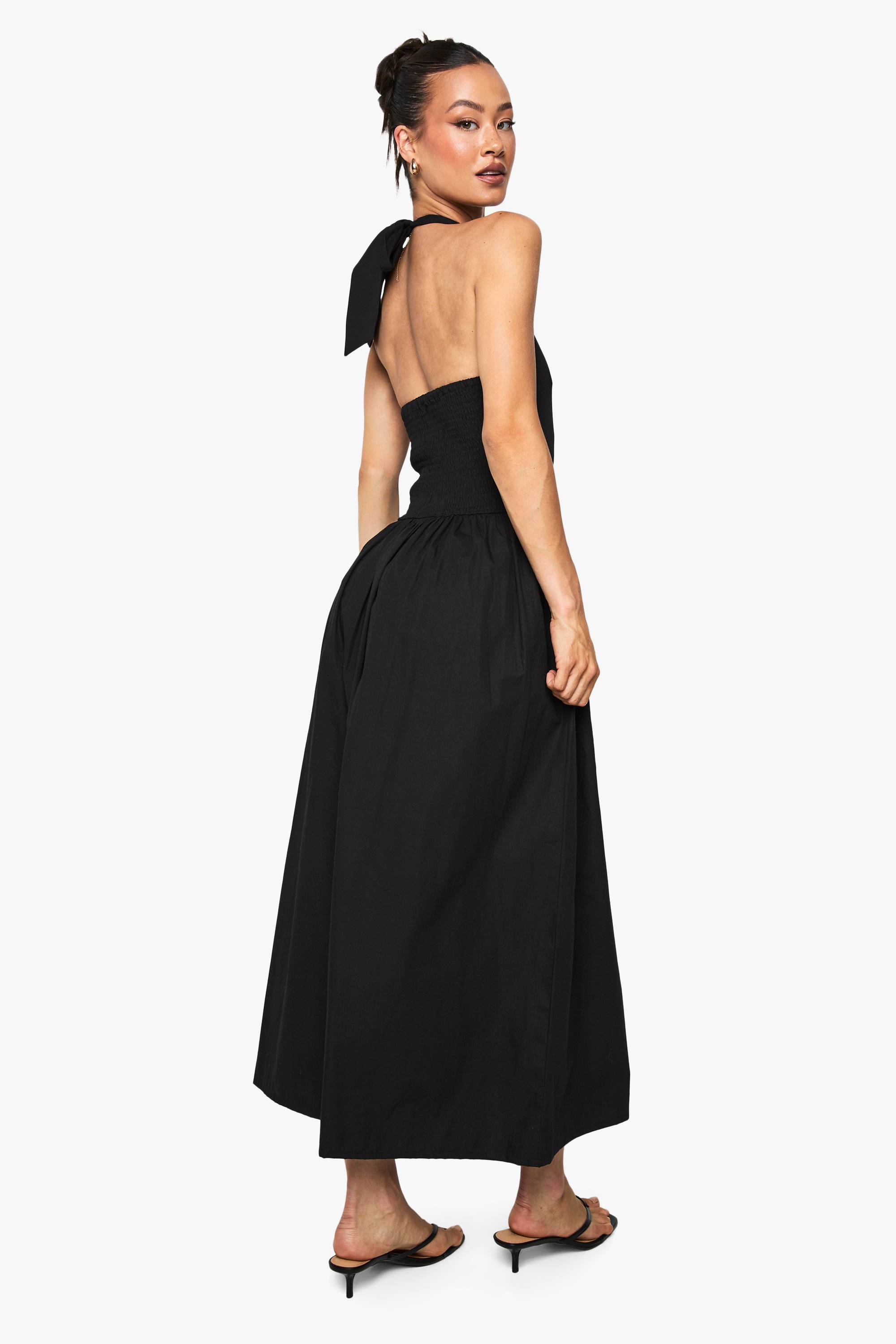 boohoo Robe midi en popeline de coton à encolure halter pour grandes tailles