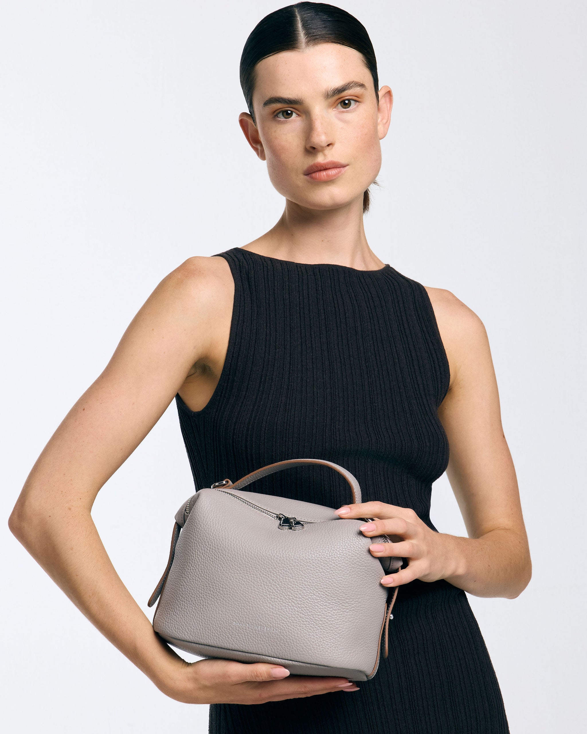 ABBY | TAUPE