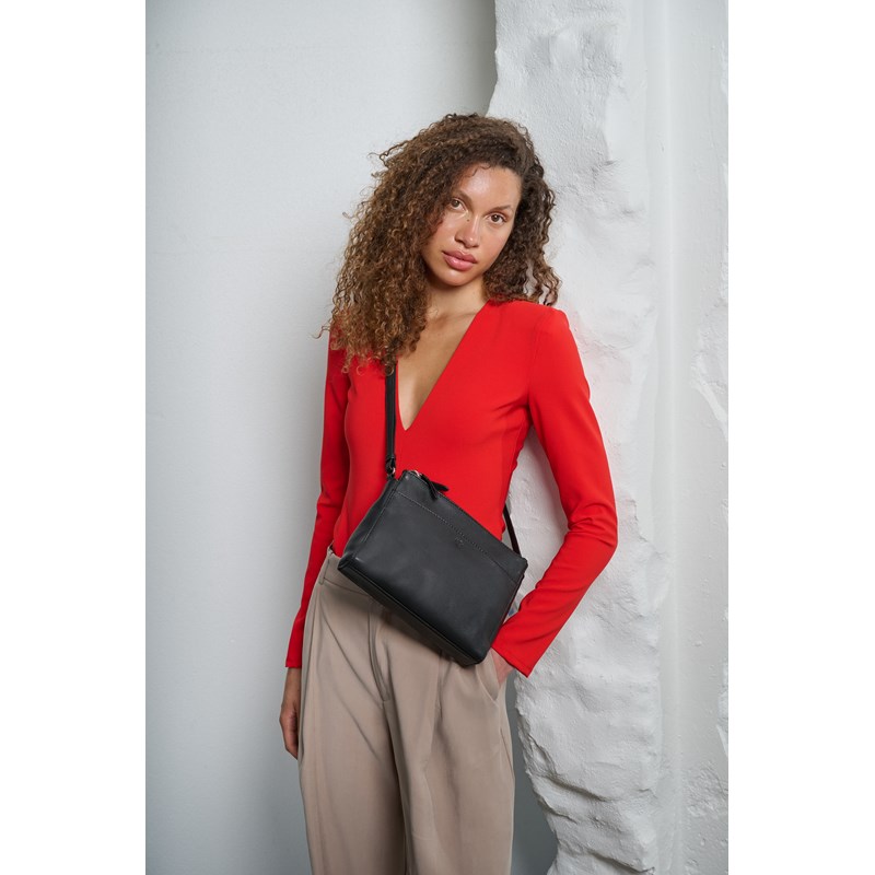 Aura<br>Crossbody Venice