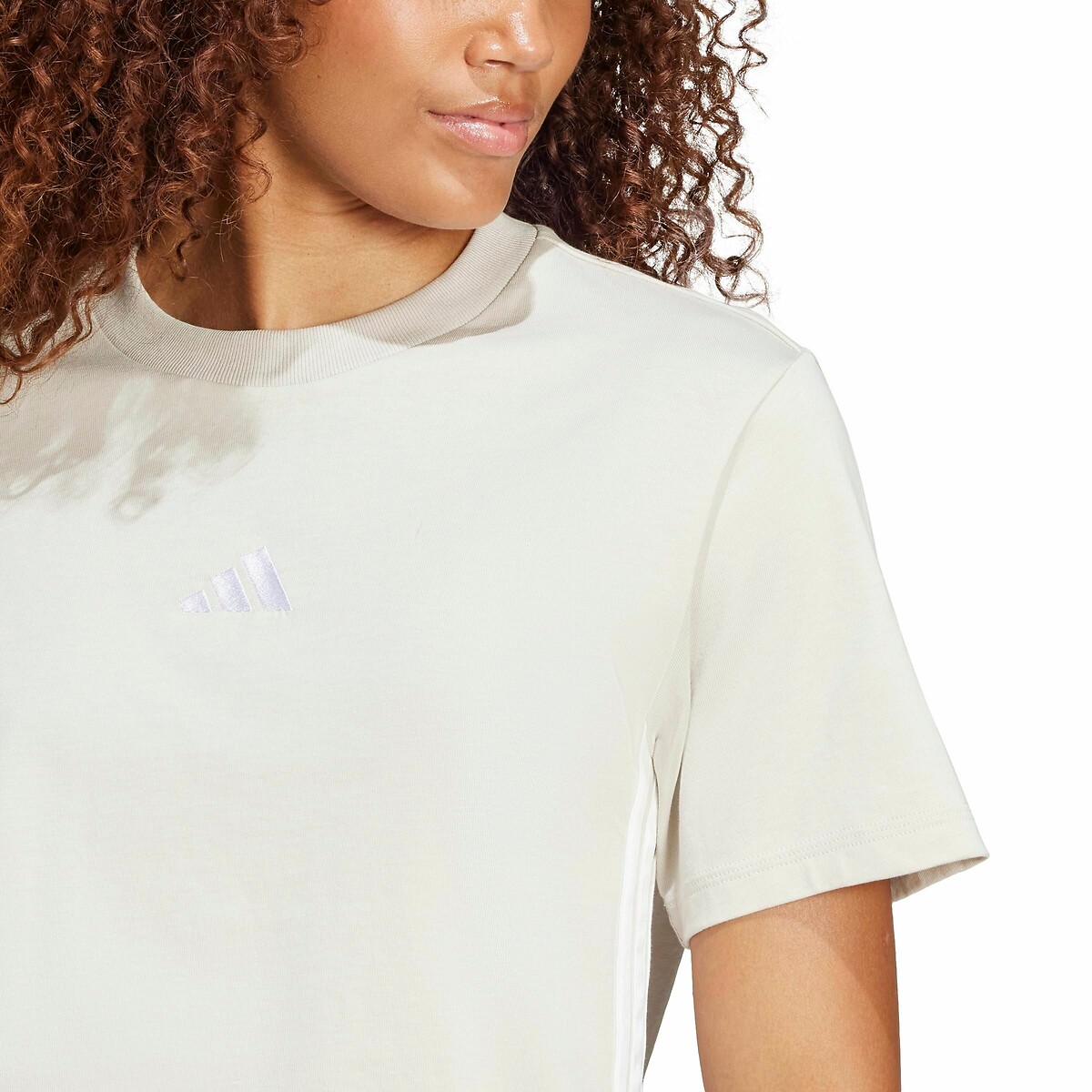 ADIDAS ROUPAS ESPORTIVAS<br>Camiseta Essencial 3 Listras