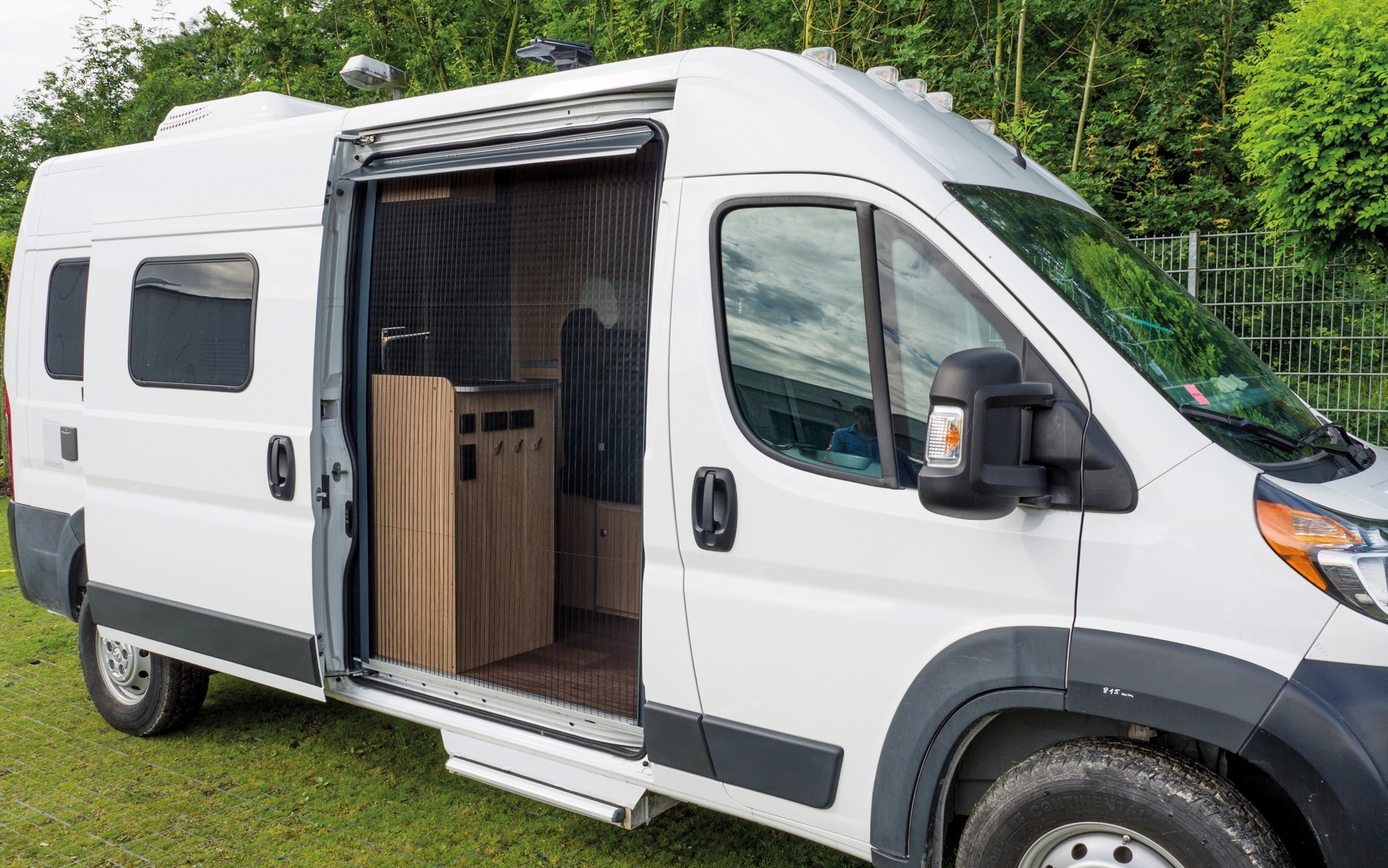 Insektenschutztür für Ducato (X250 / X290) / Boxer / Jumper ab 2007 - Niedrige Tür