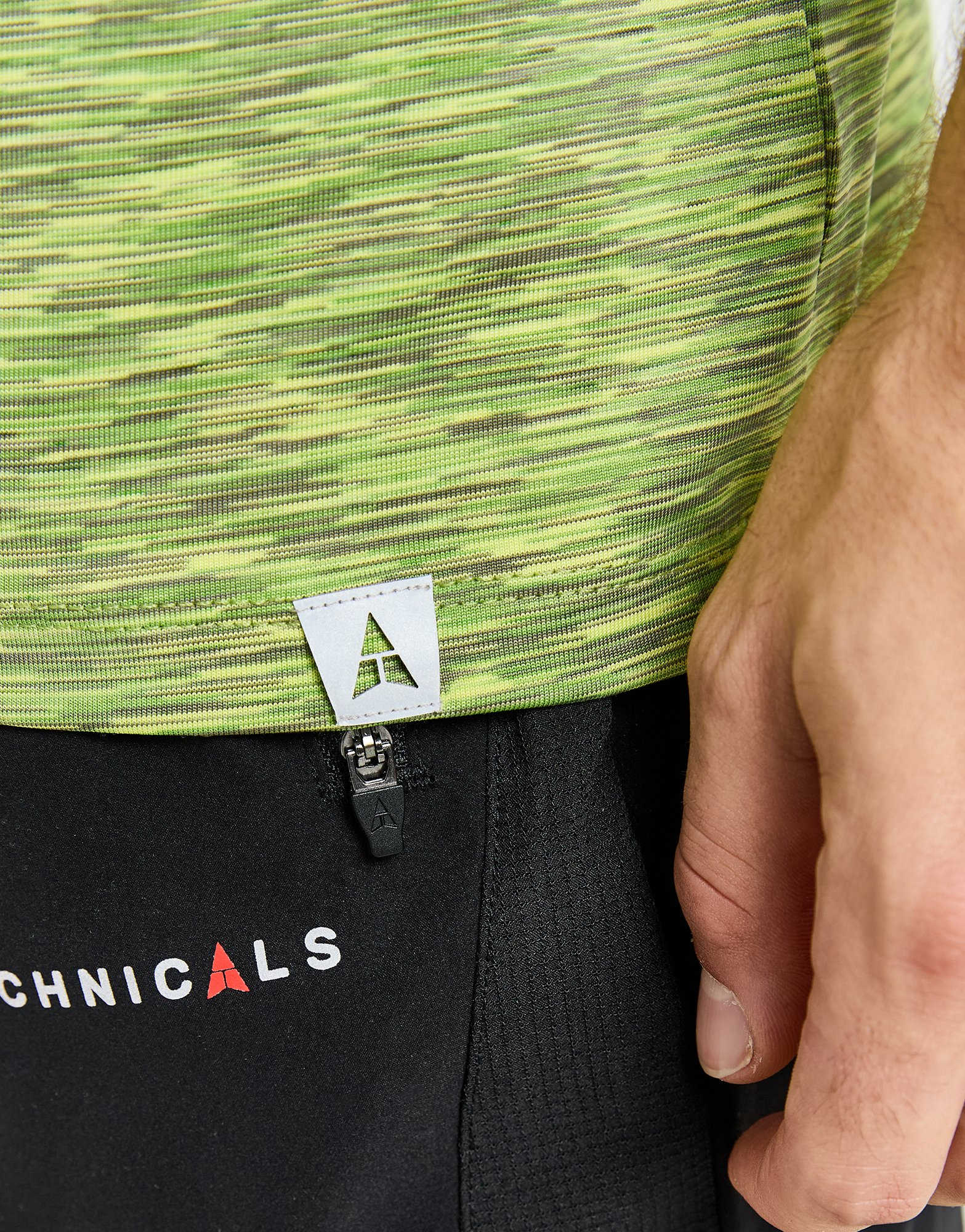 Technicals T-Shirt Yarrow Homme
