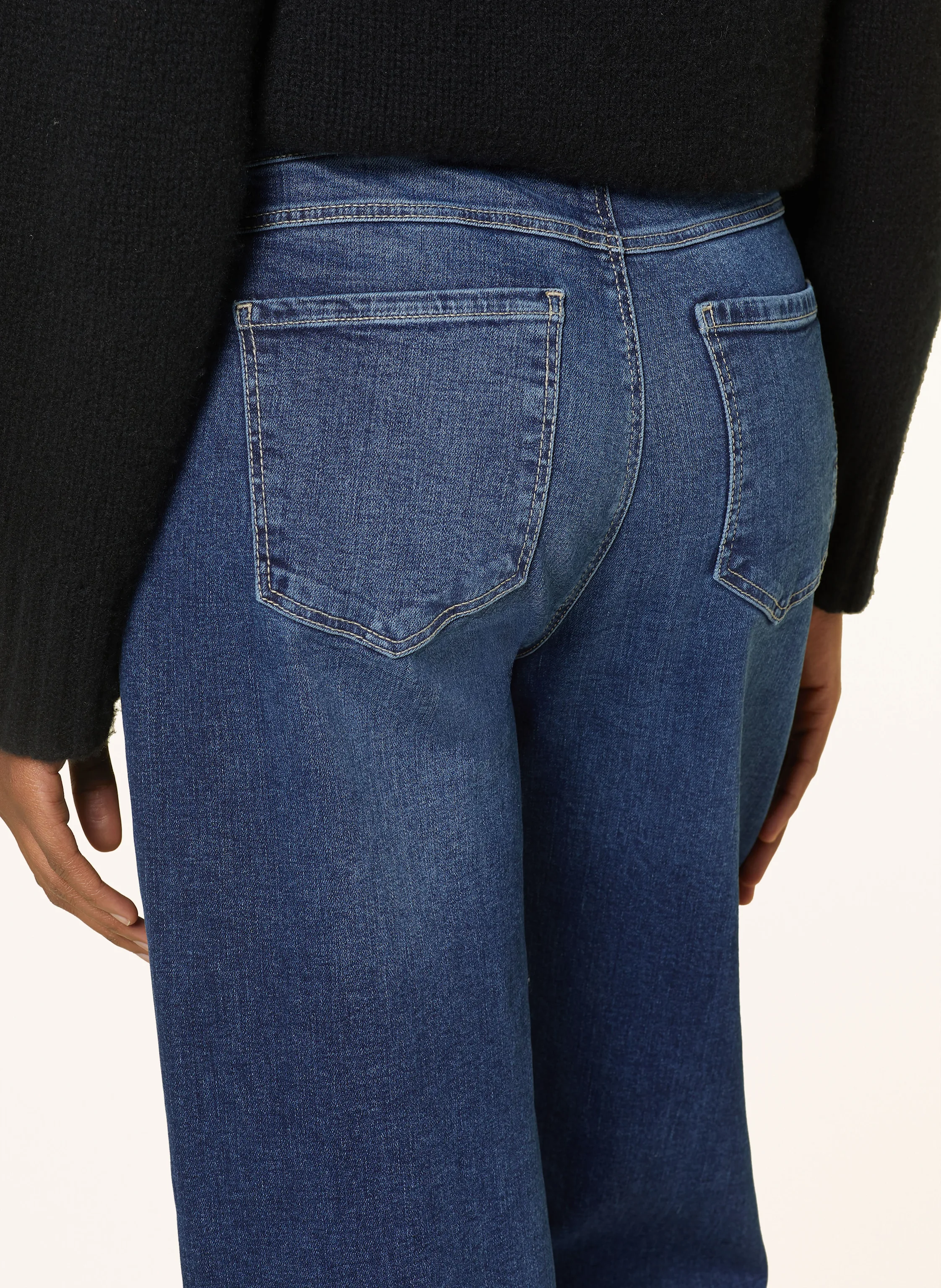 CARTOON Jeans
