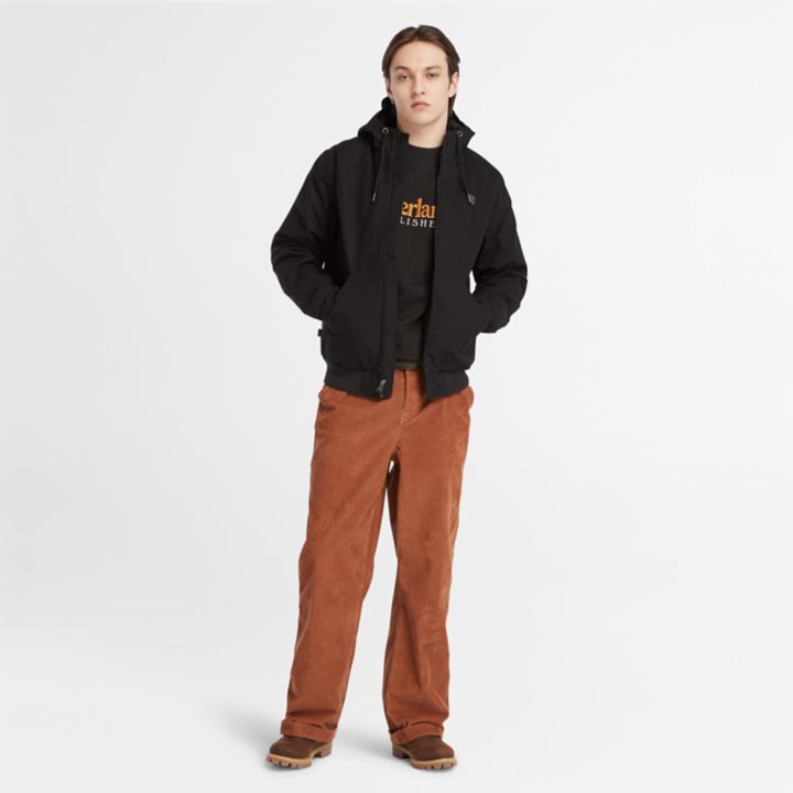 Jaqueta bomber masculina com capuz e isolamento térmico em lona preta.