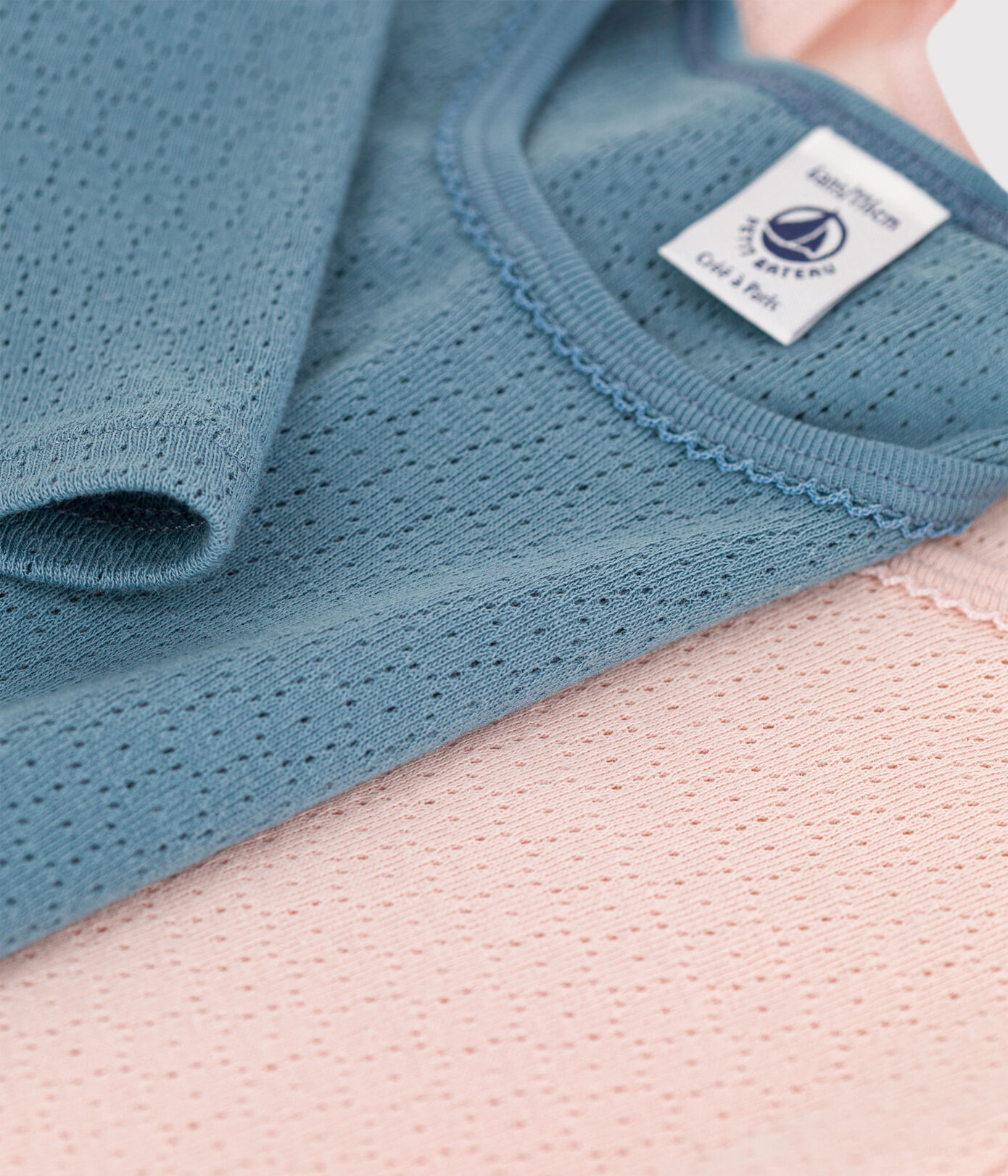 Tee-shirts manches longues petite fille en coton ajouré