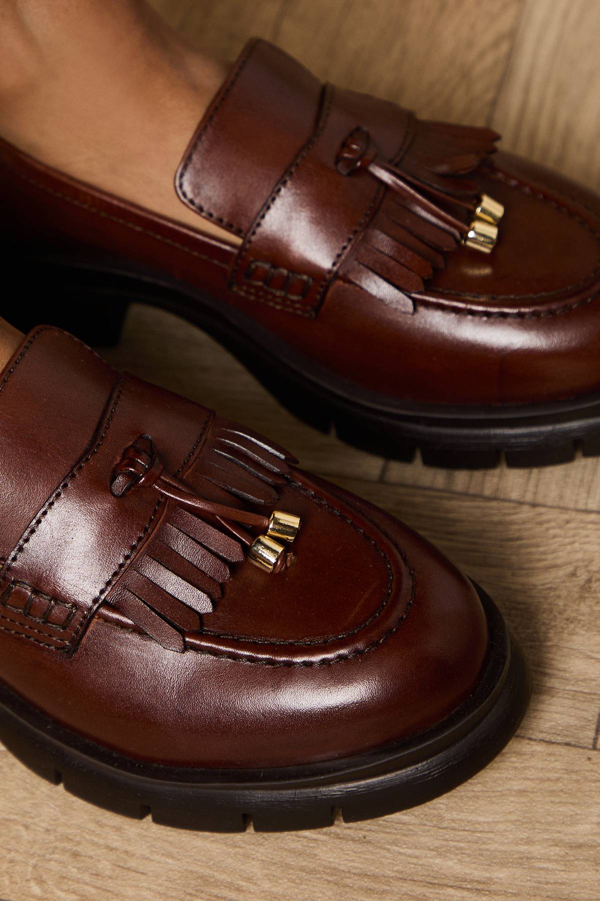 Oasis Mocassins Chunky Brooke en Cuir Véritable avec Détail Pompon