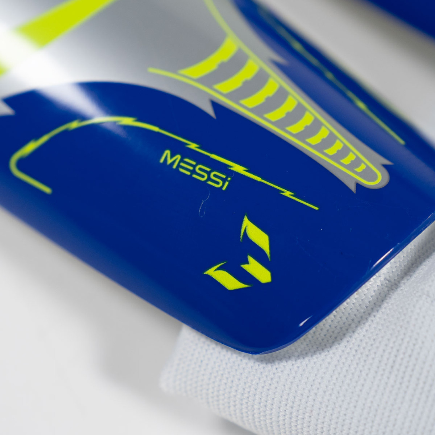 Adidas Messi Match Scheenbeschermers Kids Zilver Blauw Geel