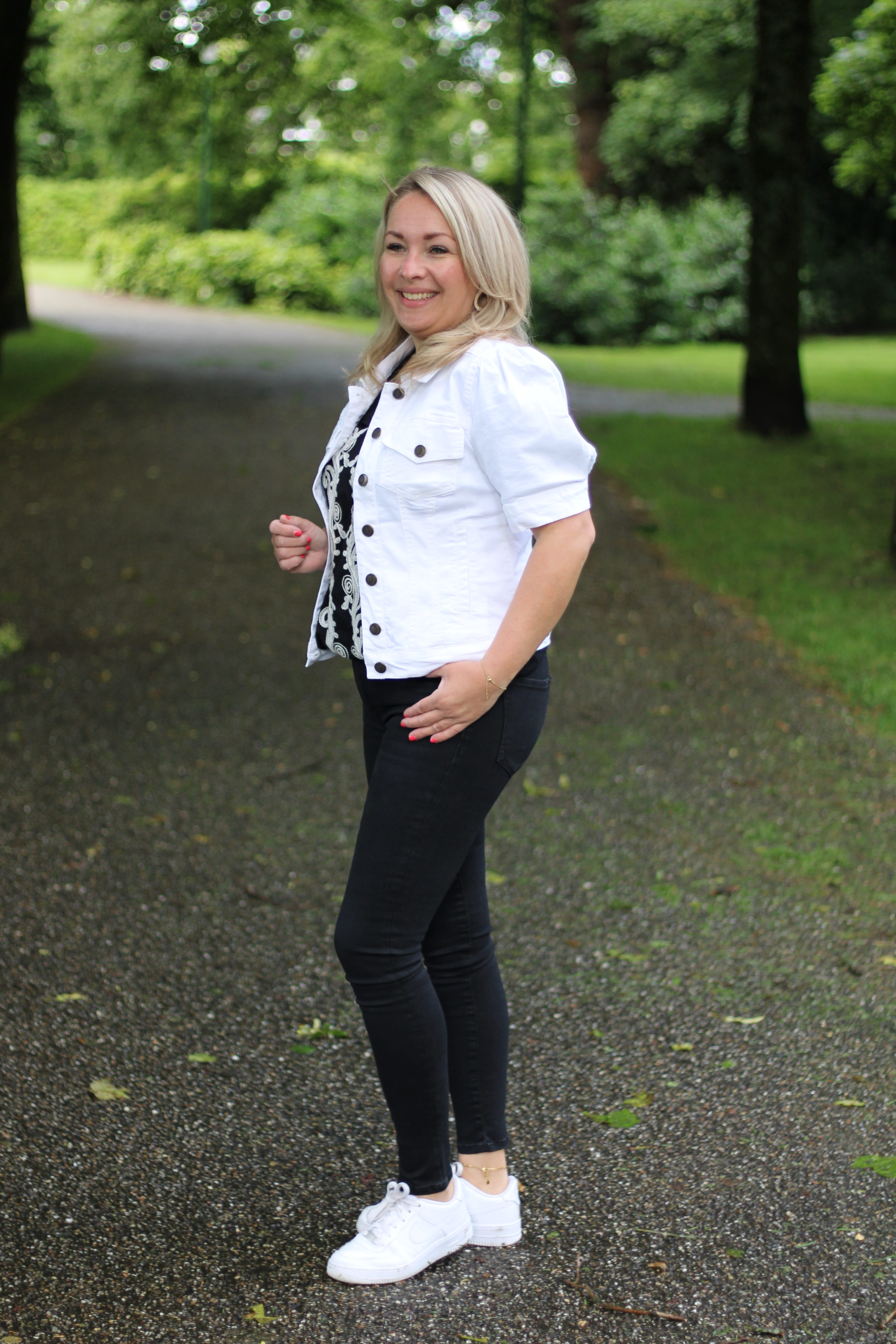 Culture - Bentha Short Sleeve Jacket - Spring Gardenia