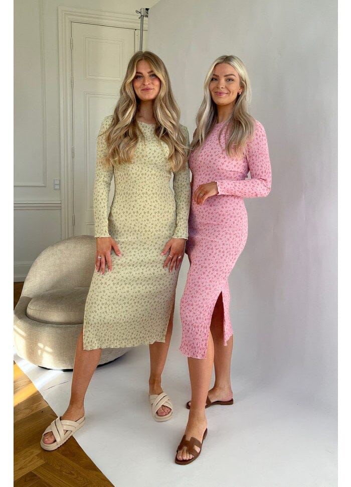 BYIC Odaic Dress ptb pink tiny blossom