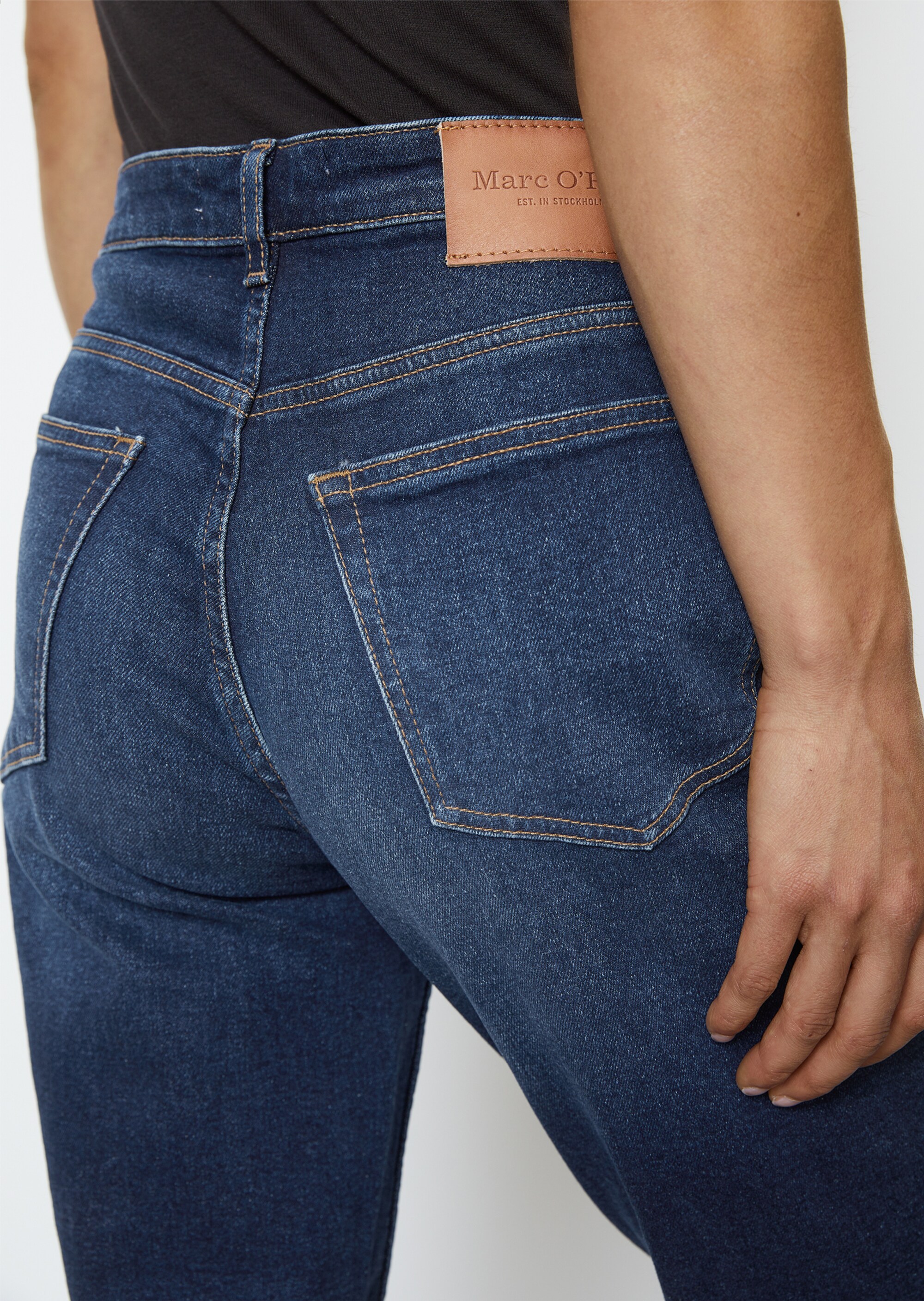 Jeans Modell MALA high waist cropped aus Organic Cotton Stretch