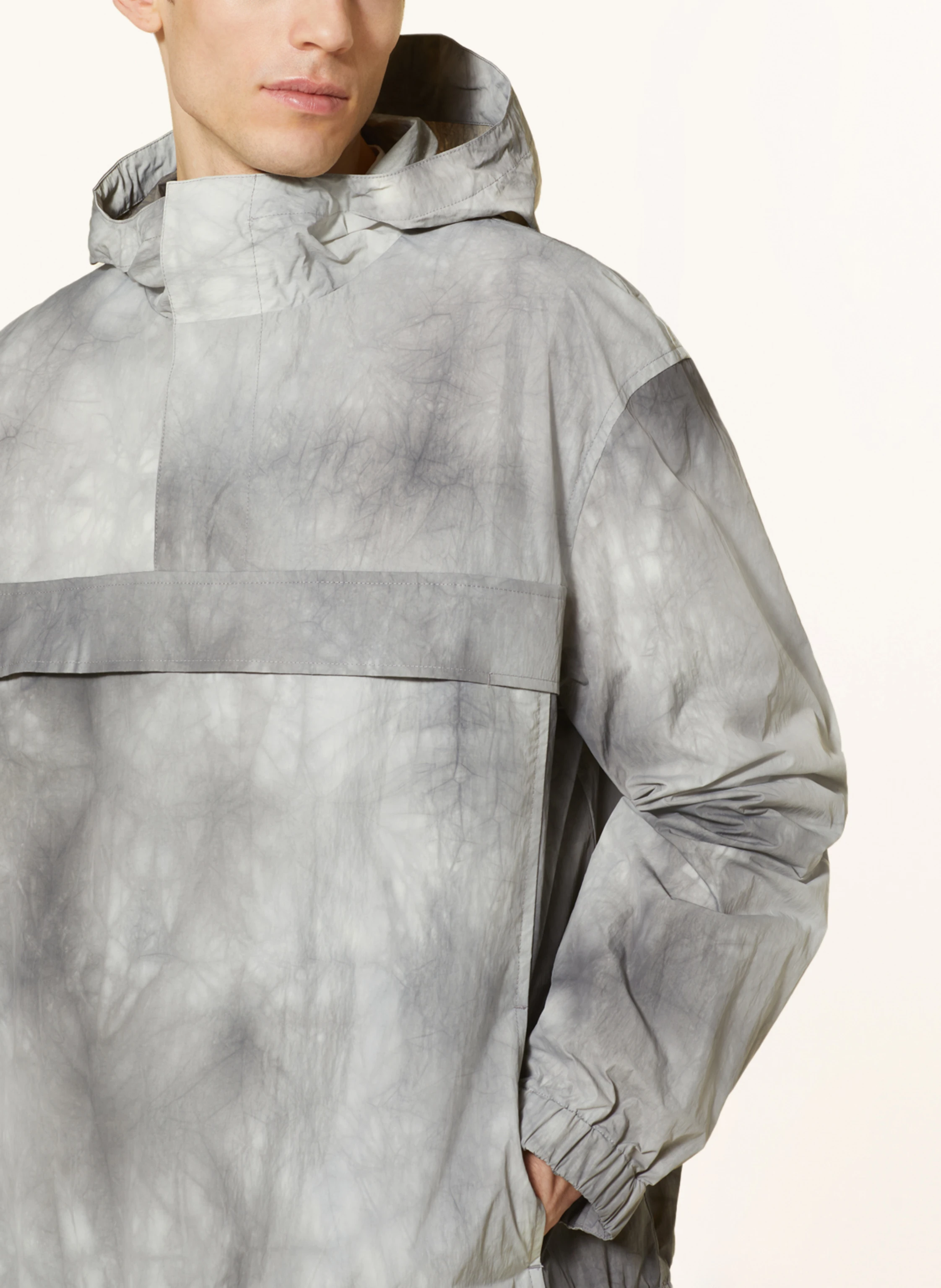COS Schlupfjacke