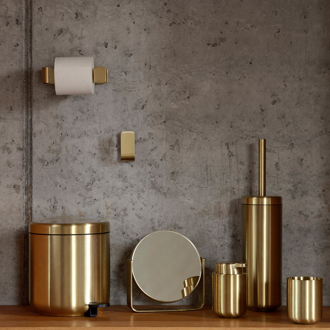 Zone Denmark Ume Toiletrolhouder - Messing