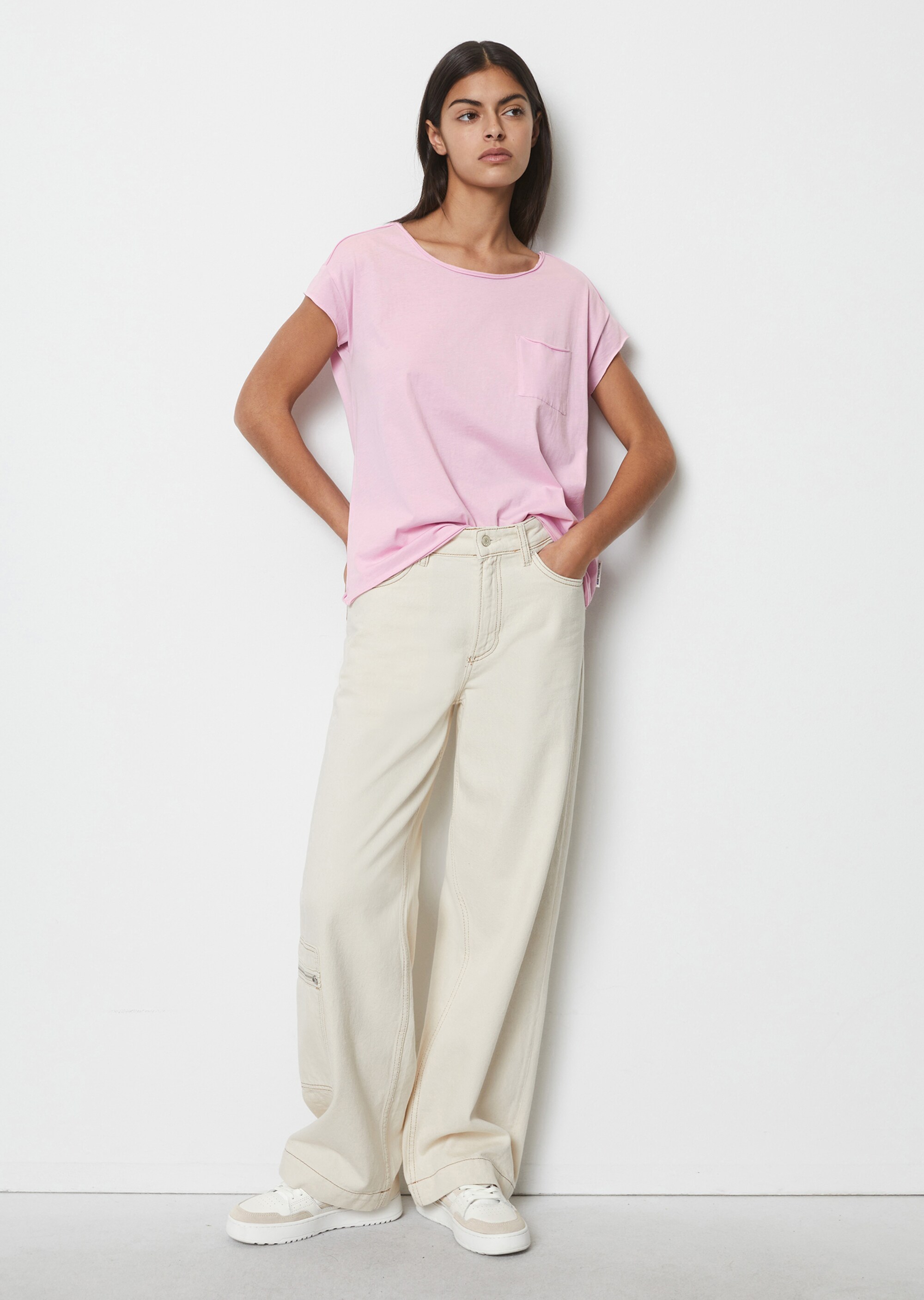 T-Shirt mit Brusttasche relaxed aus leichtem Single Jersey