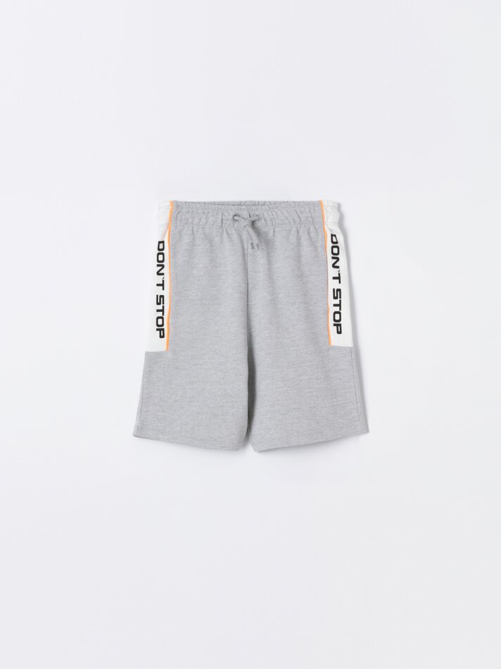 Bermuda jogger com listras laterais - Cinza mesclado
