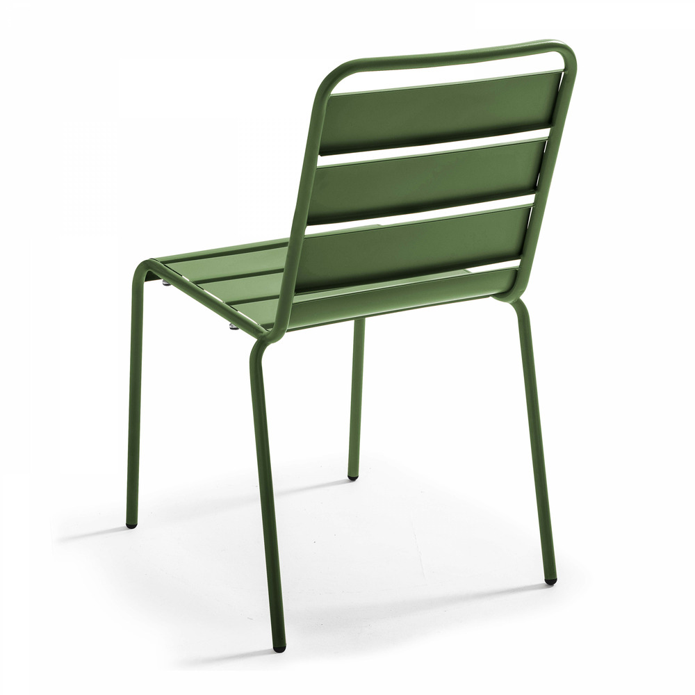 Chaise en métal vert cactus