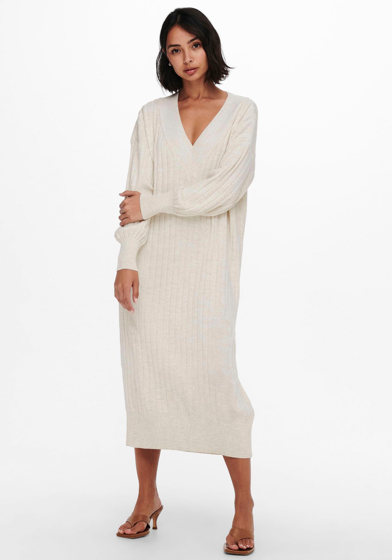 ONLY Strickkleid »ONLNEW TESSA L/S MIDI V DRESS« mit tiefem V-Ausschnitt mit breiter Blende