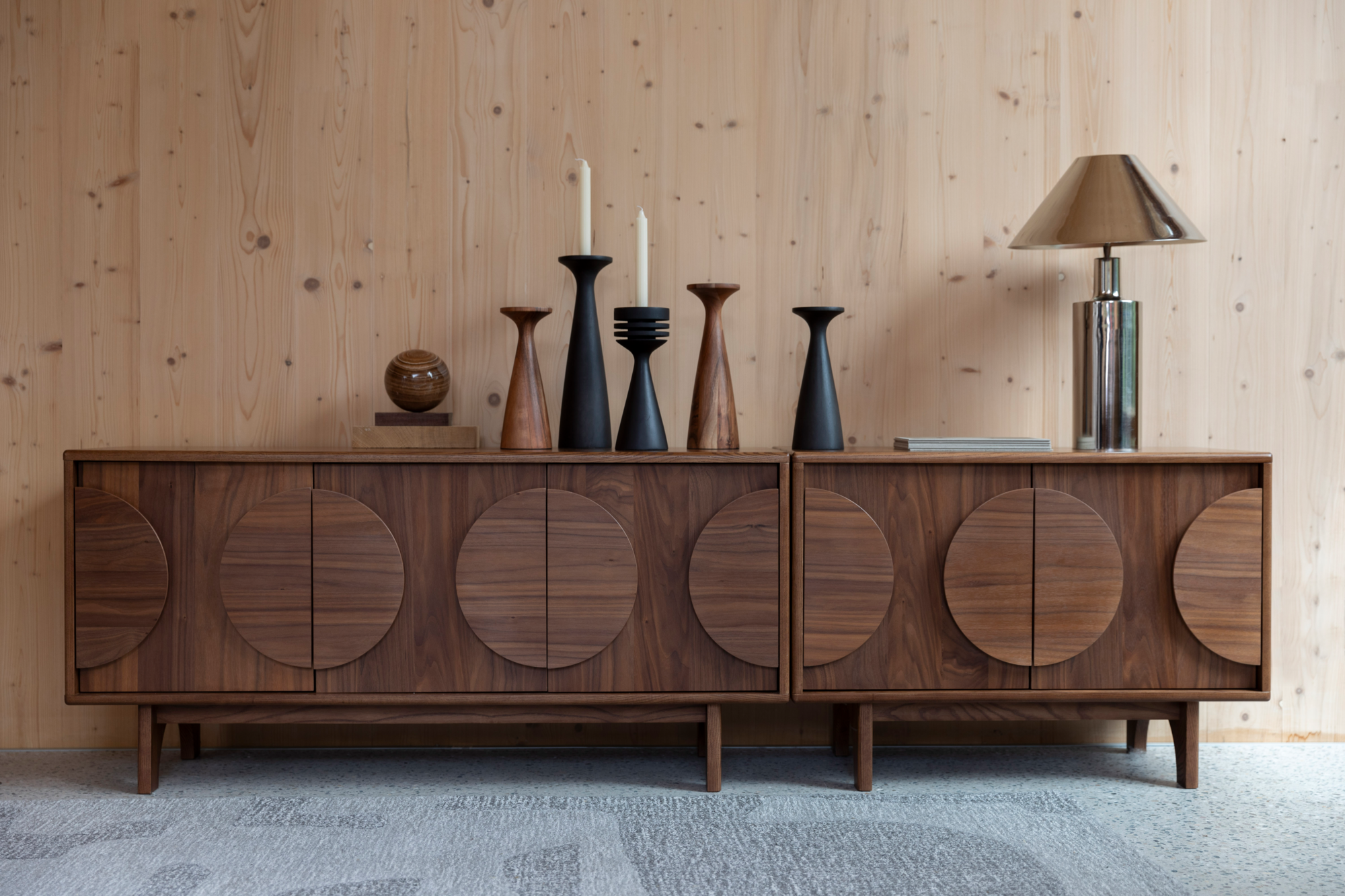 Dressoir Groove 3 deurs walnoot