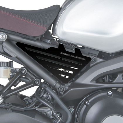 Plaques latérales Barracuda YAMAHA MT 09 - XSR 900 - Noir