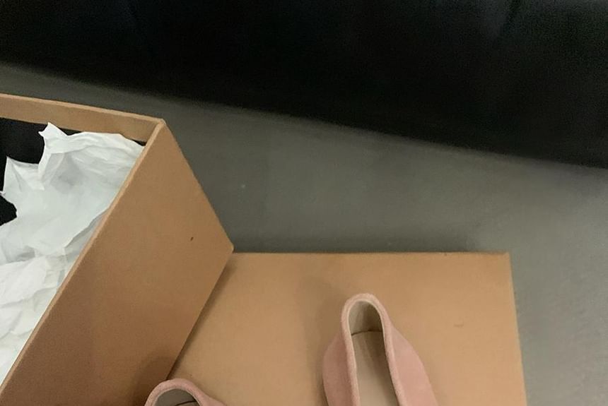 Karlao - Platte schoenen met strikaccent en imitatiesuède